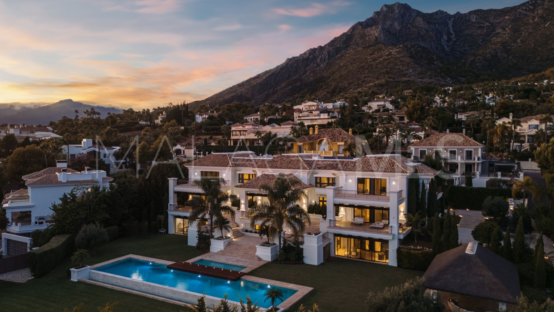 Villa with 7 bedrooms for sale in Sierra Blanca