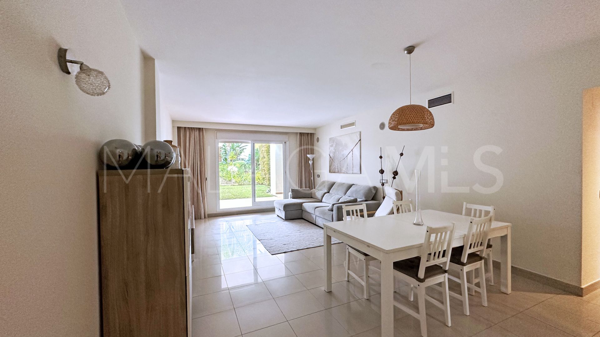 For sale ground floor apartment in Cortijo del Mar