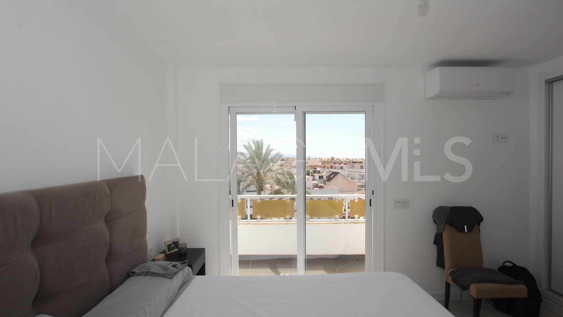 Atico with 3 bedrooms for sale in San Pedro de Alcantara