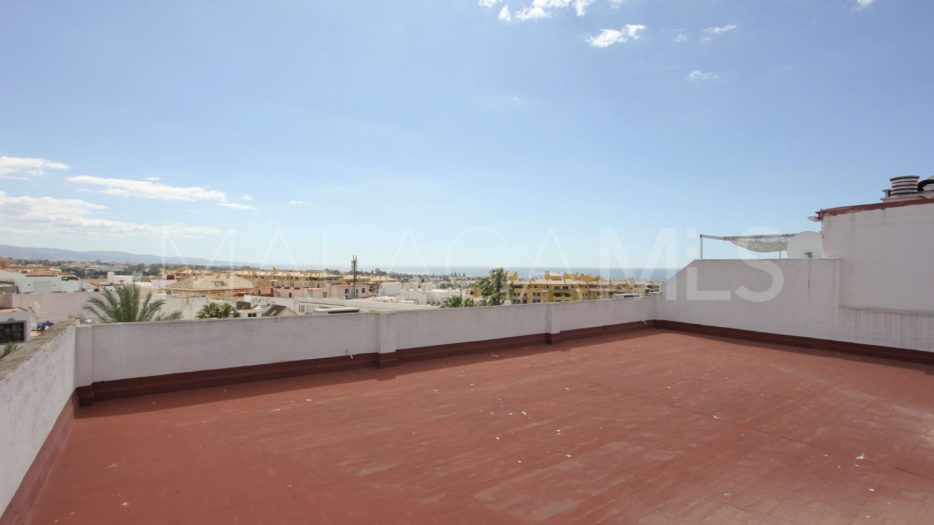 Atico with 3 bedrooms for sale in San Pedro de Alcantara