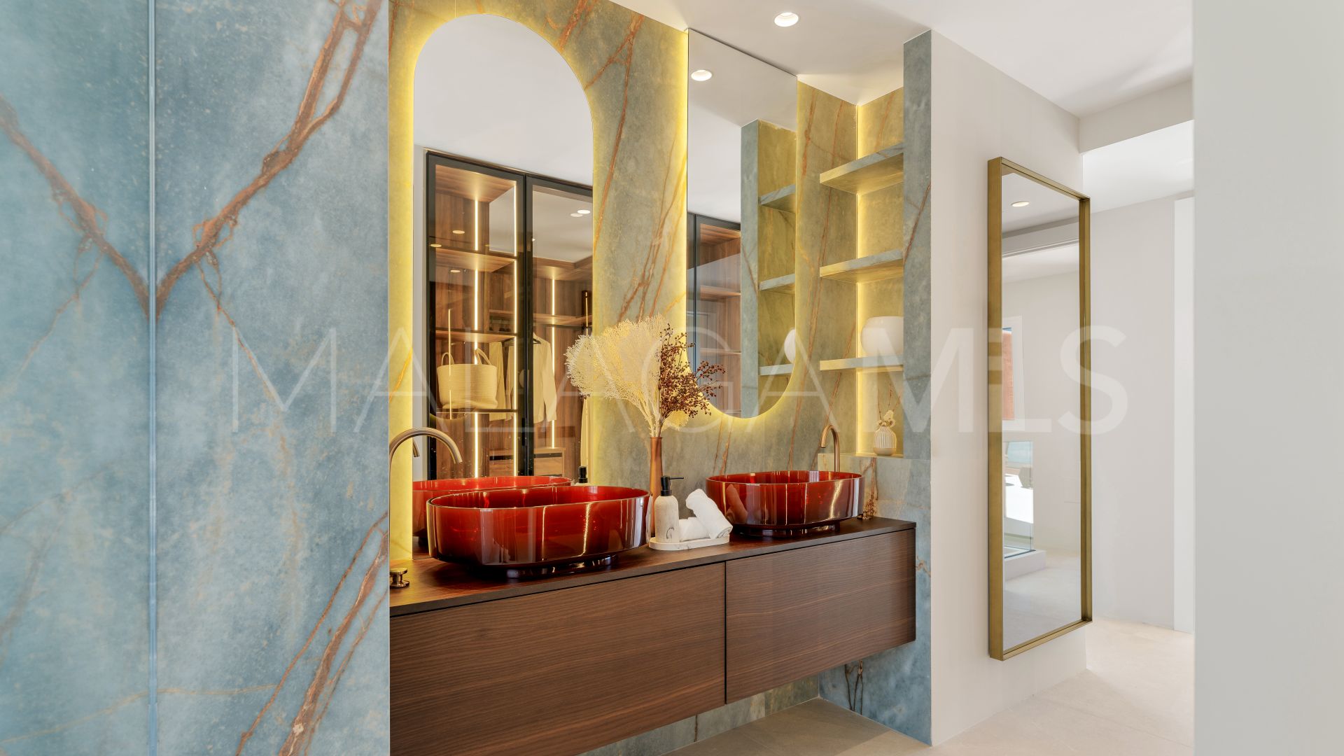 Duplex penthouse for sale in Rio Real