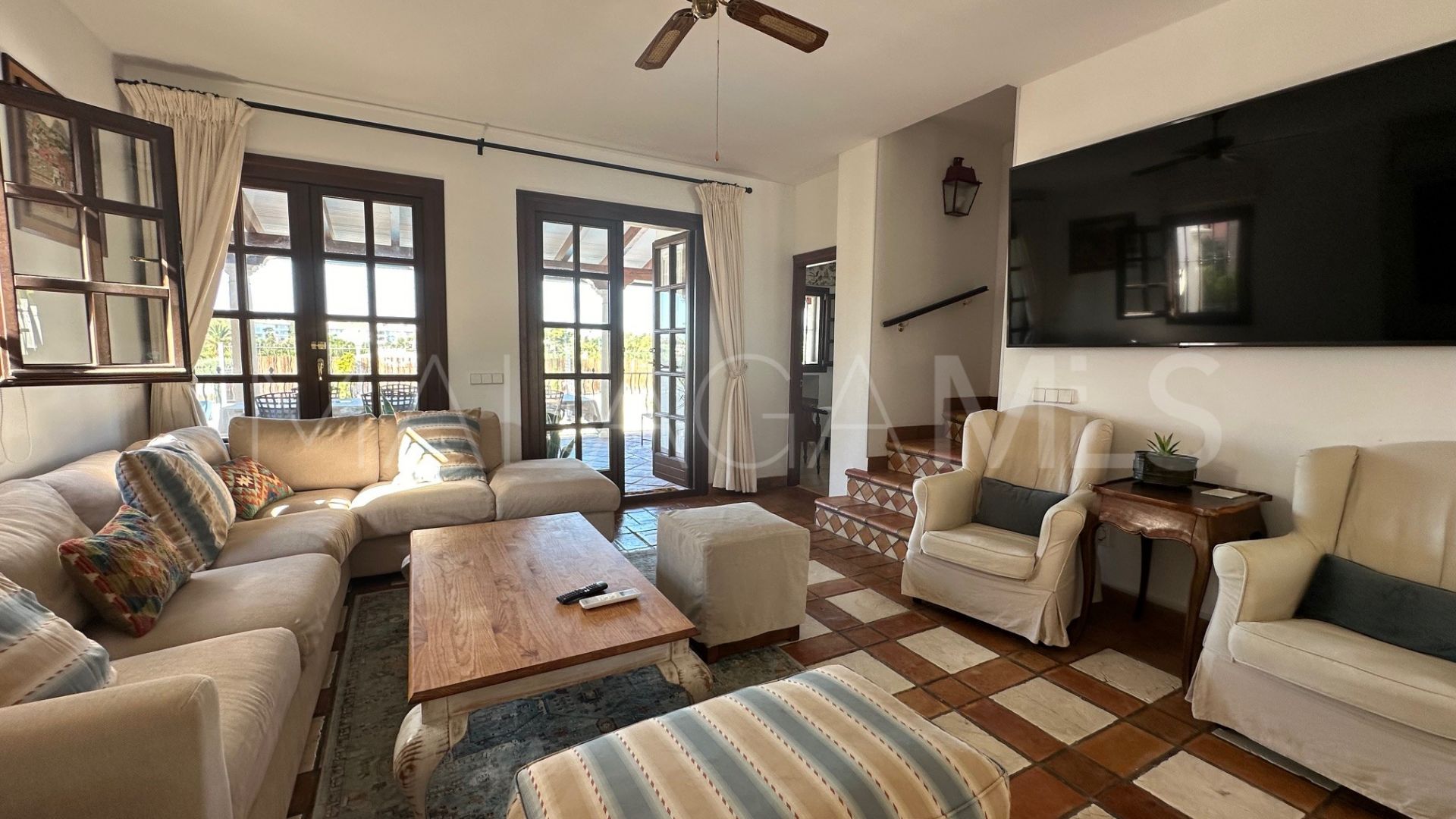 Hus i byn for sale in Linda Vista Baja