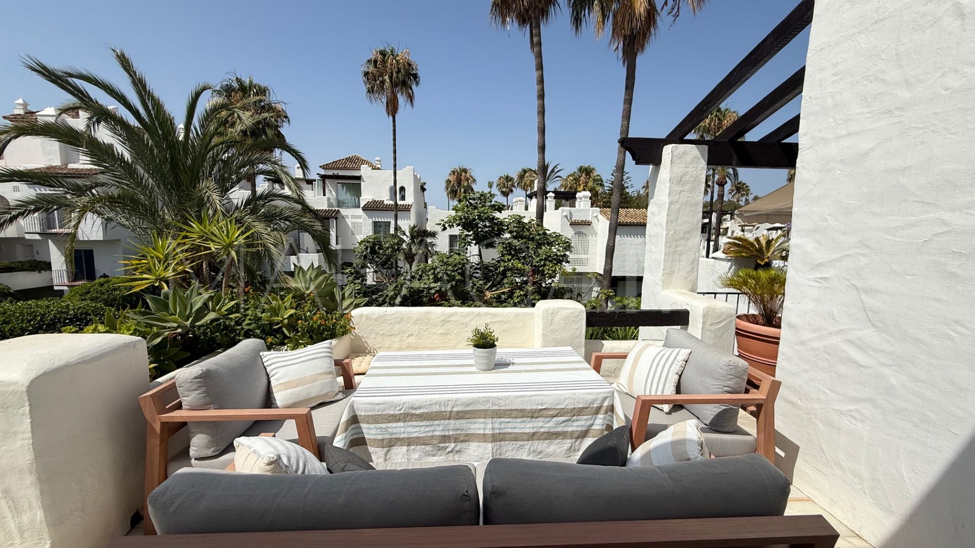 Penthaus for sale in Alcazaba Beach