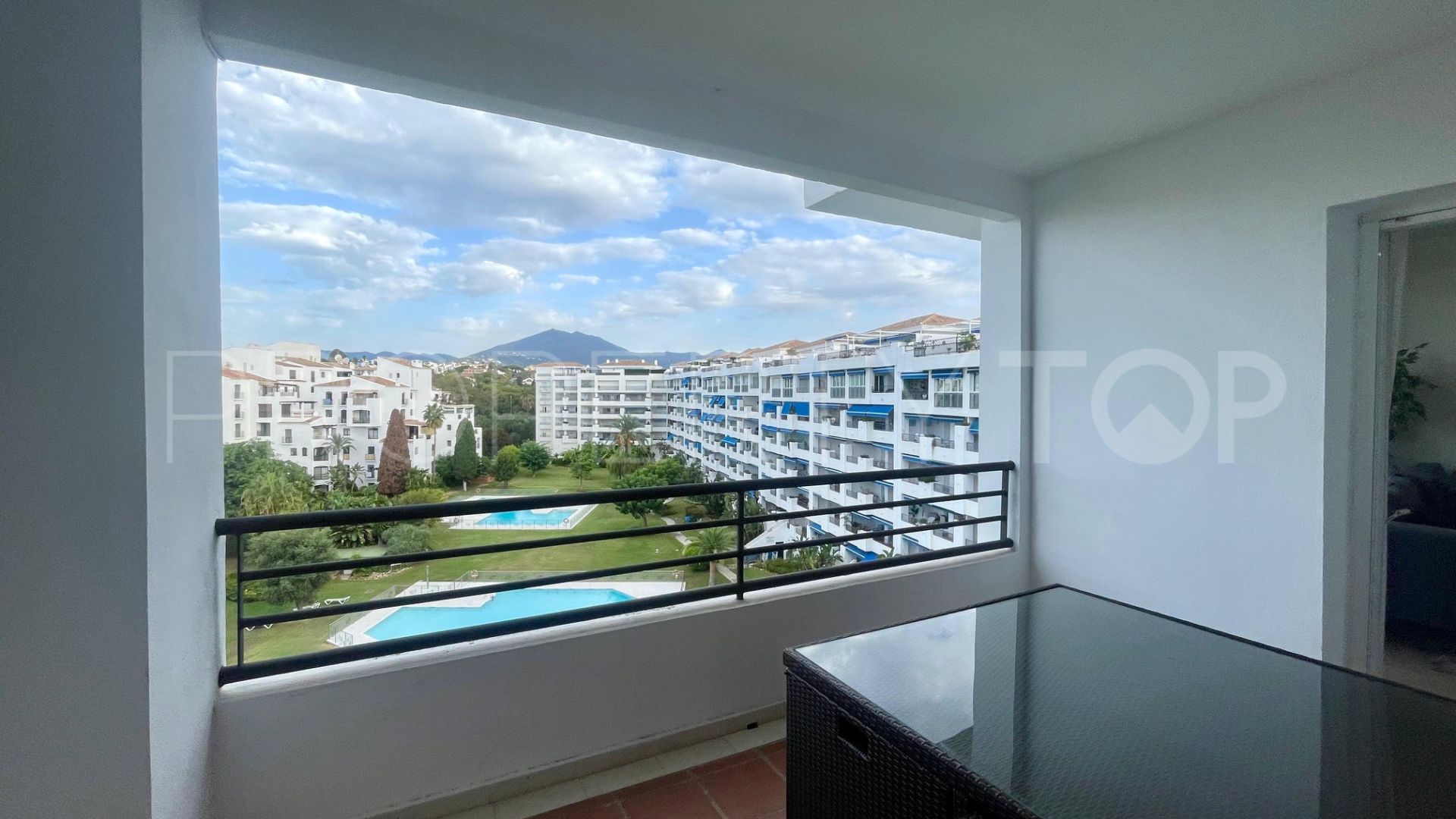 Atico duplex a la venta con 4 dormitorios en Terrazas de Banus