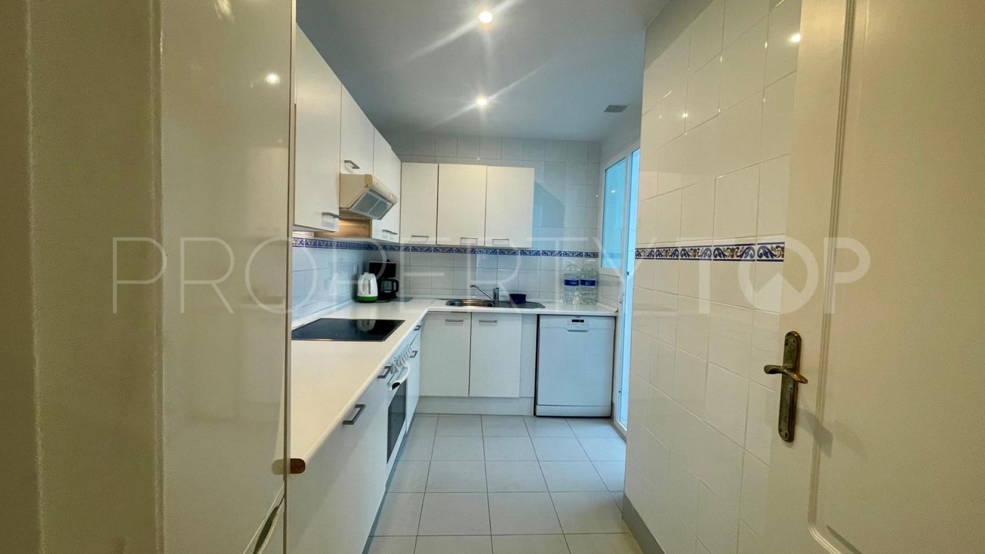 Atico duplex a la venta con 4 dormitorios en Terrazas de Banus