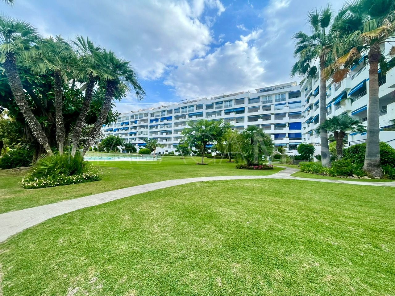 Zweistöckiges penthouse for sale in Terrazas de Banus