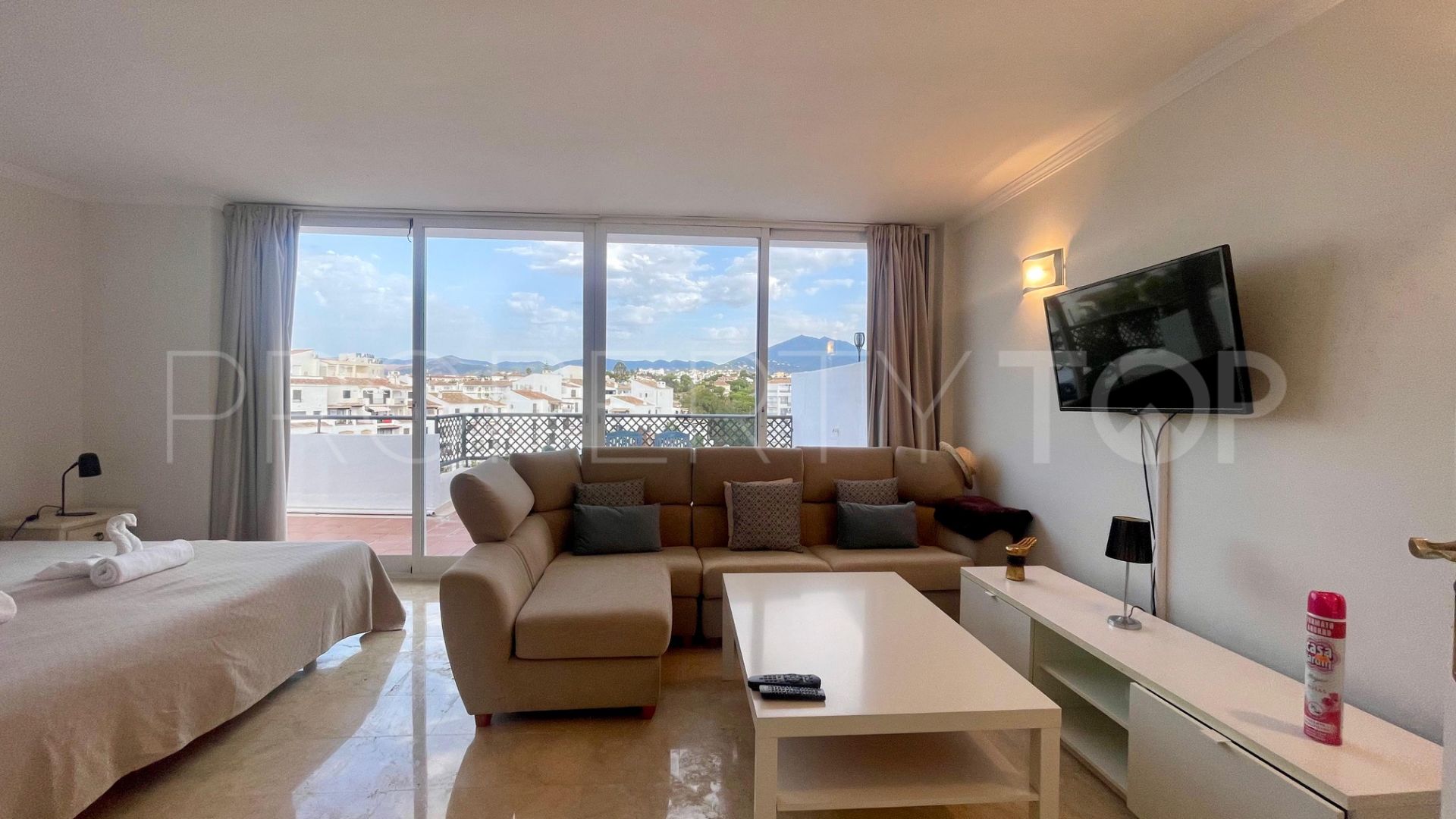 Atico duplex a la venta con 4 dormitorios en Terrazas de Banus