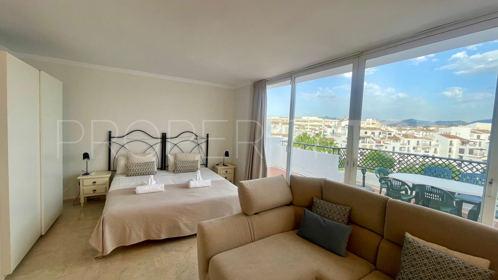 Atico duplex a la venta con 4 dormitorios en Terrazas de Banus