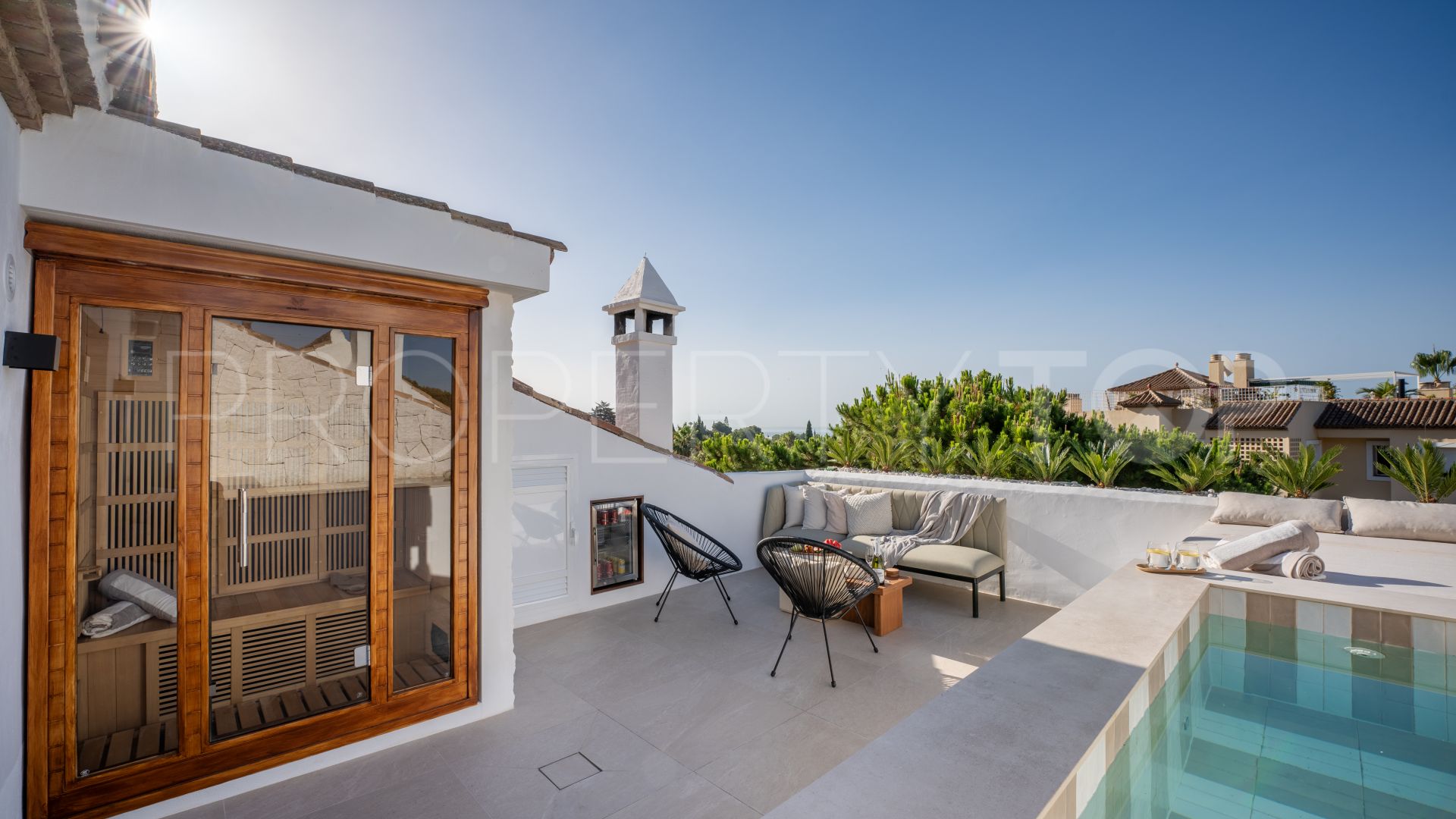 For sale Marbella Golden Mile duplex penthouse with 3 bedrooms