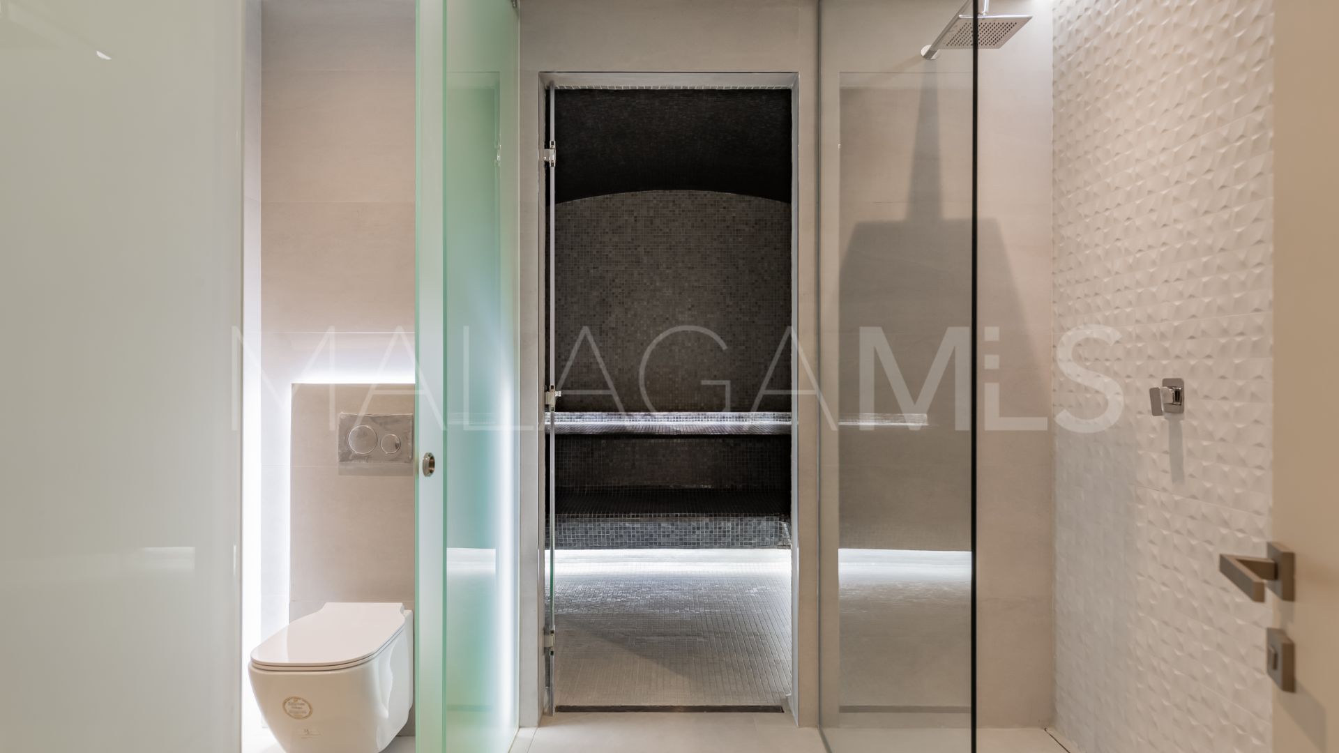 Villa in Los Naranjos Golf for sale