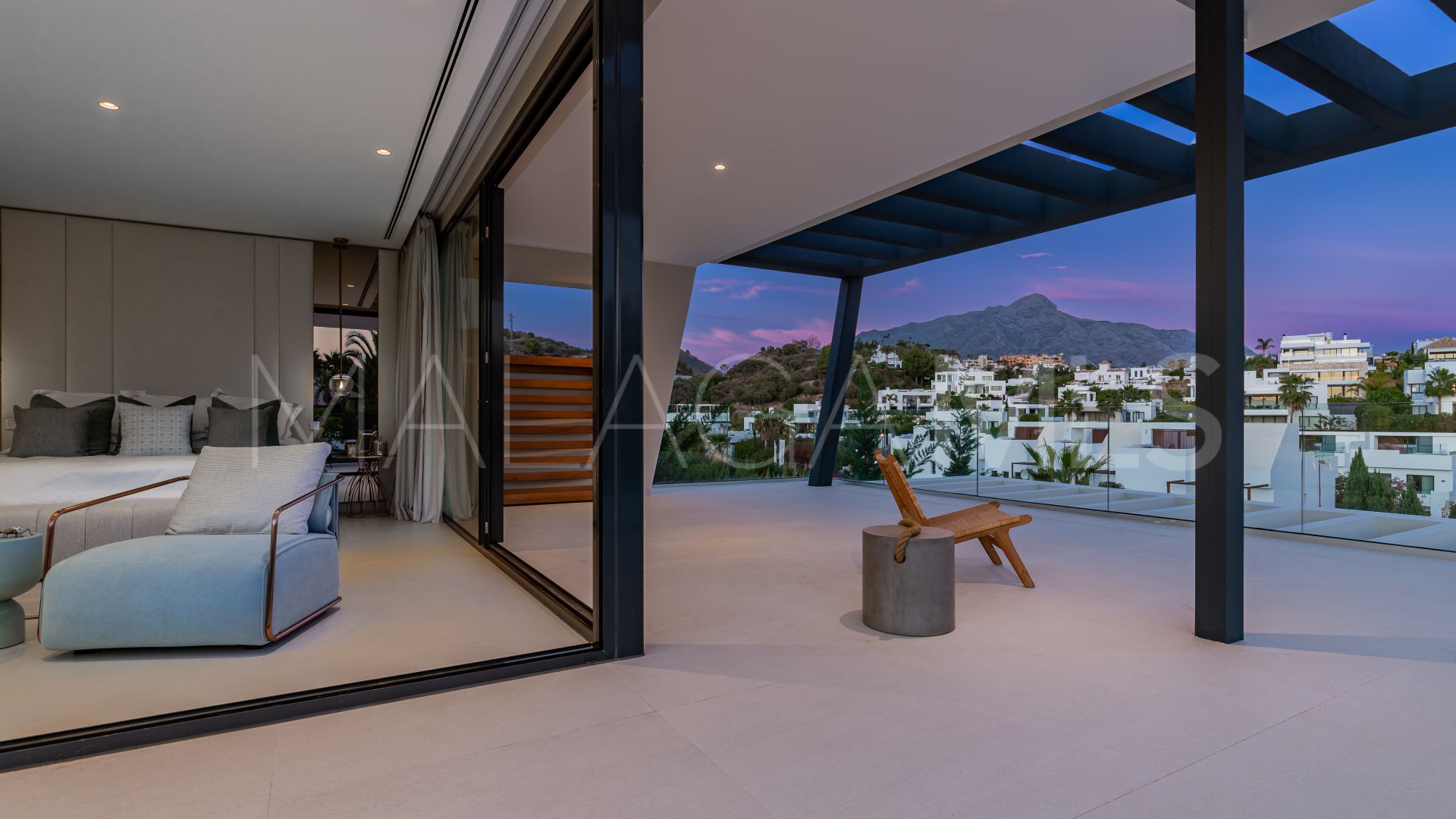 Villa in Los Naranjos Golf for sale