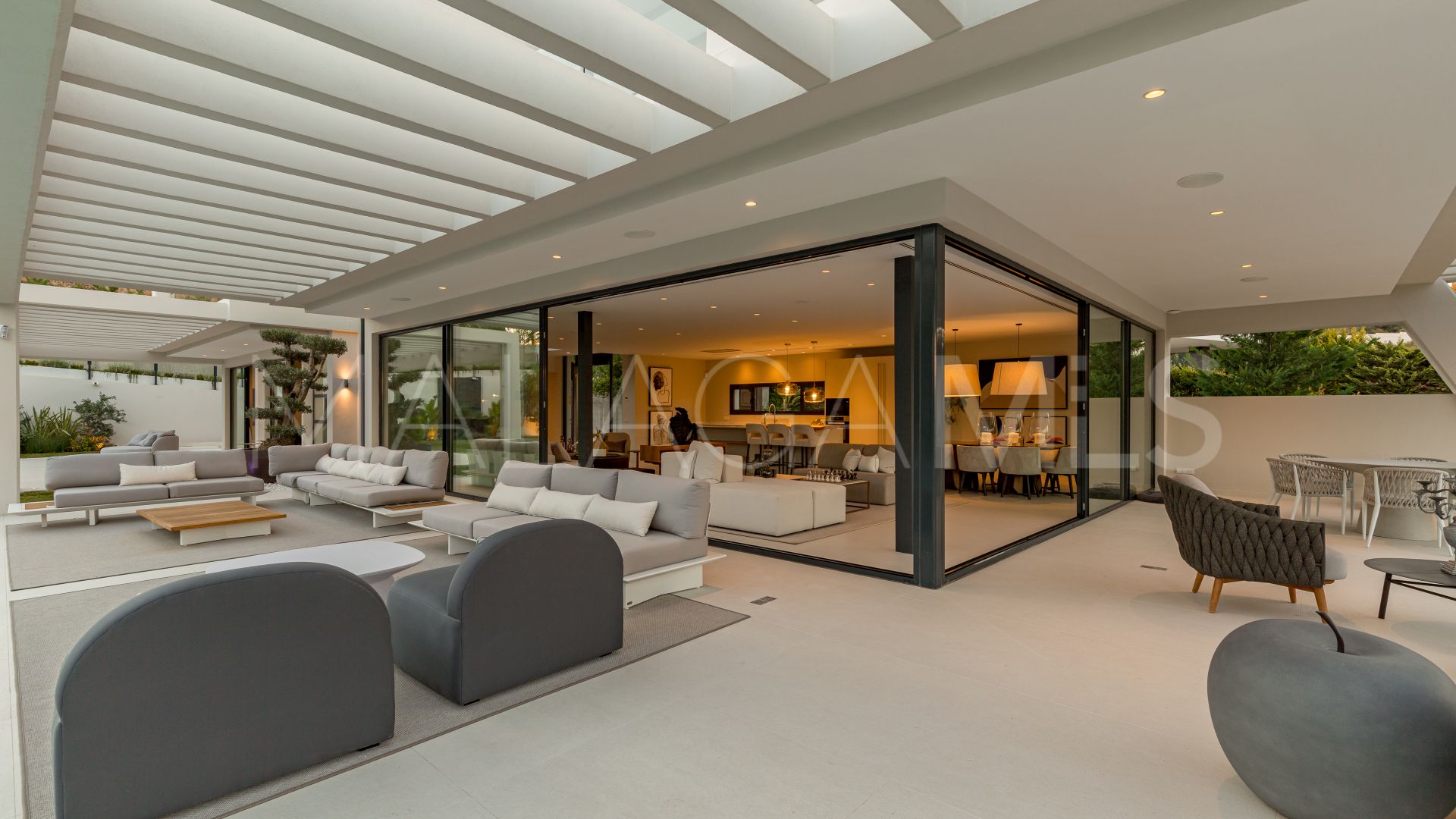 Villa in Los Naranjos Golf for sale