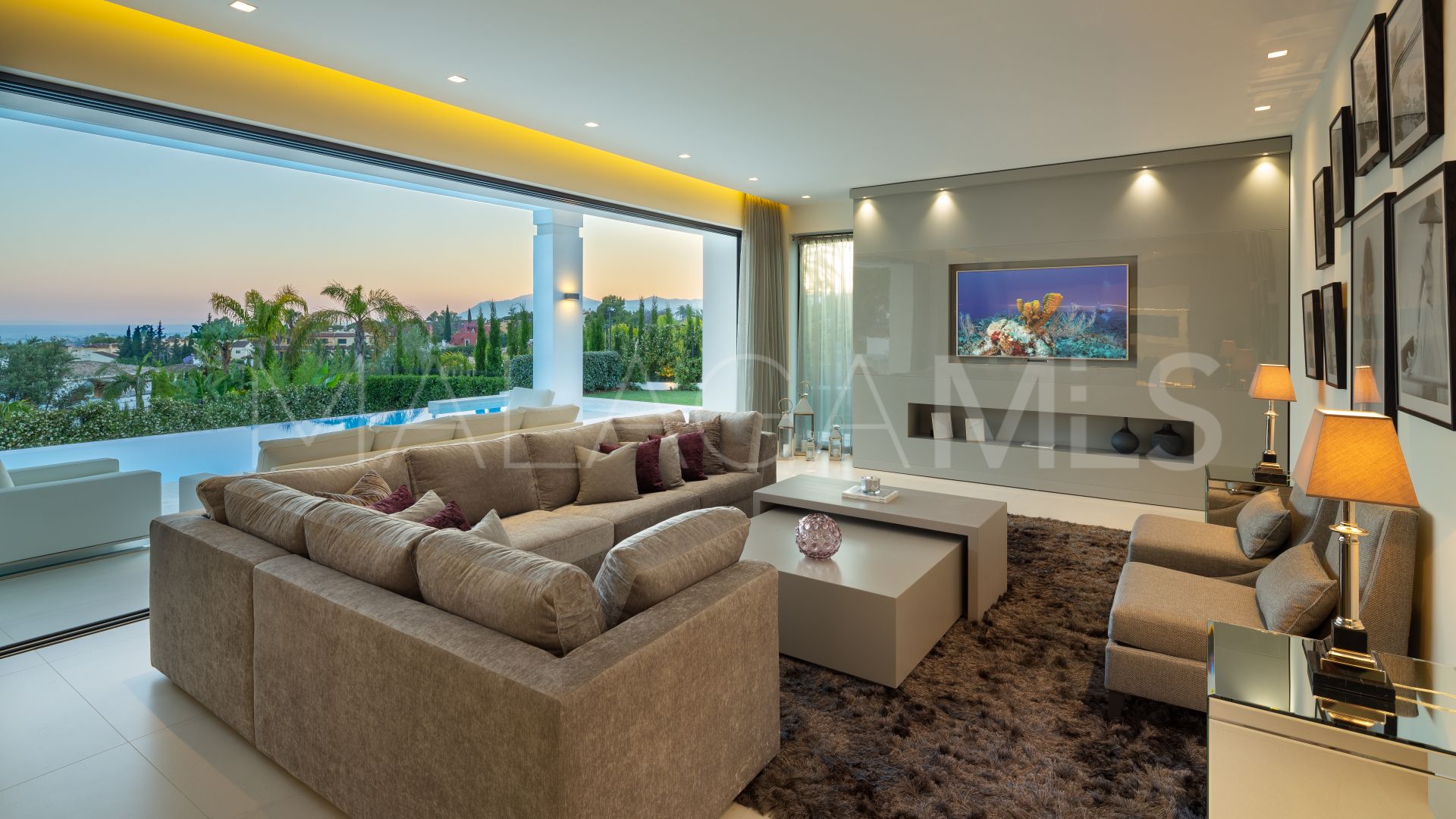 Villa for sale in Nagüeles