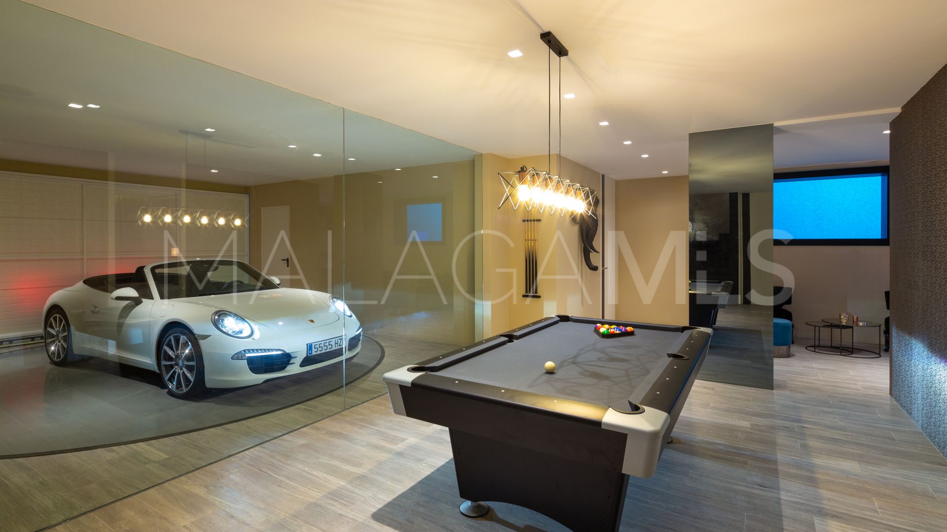 Villa for sale in Nagüeles