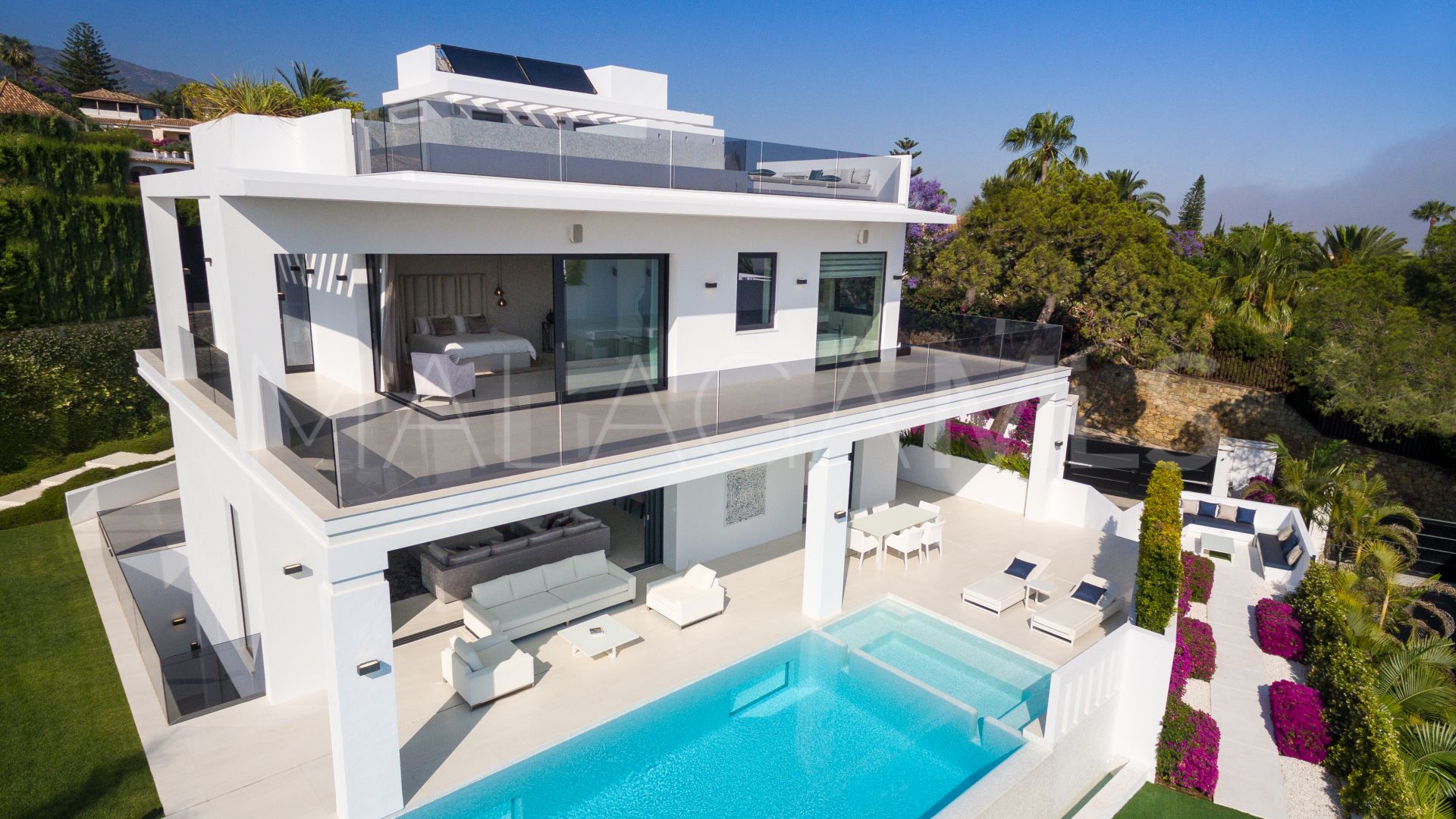 Villa for sale in Nagüeles