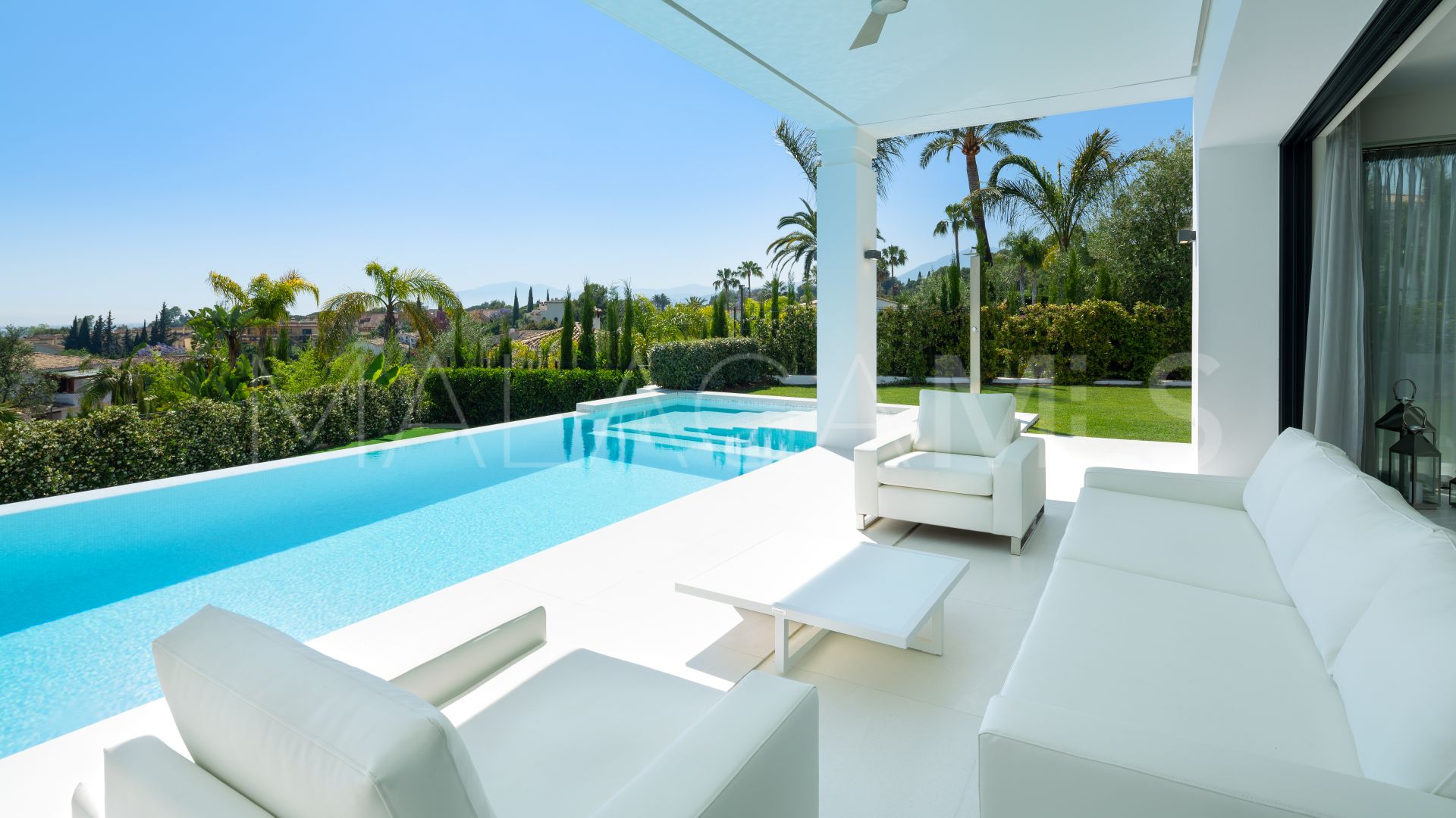 Villa for sale in Nagüeles