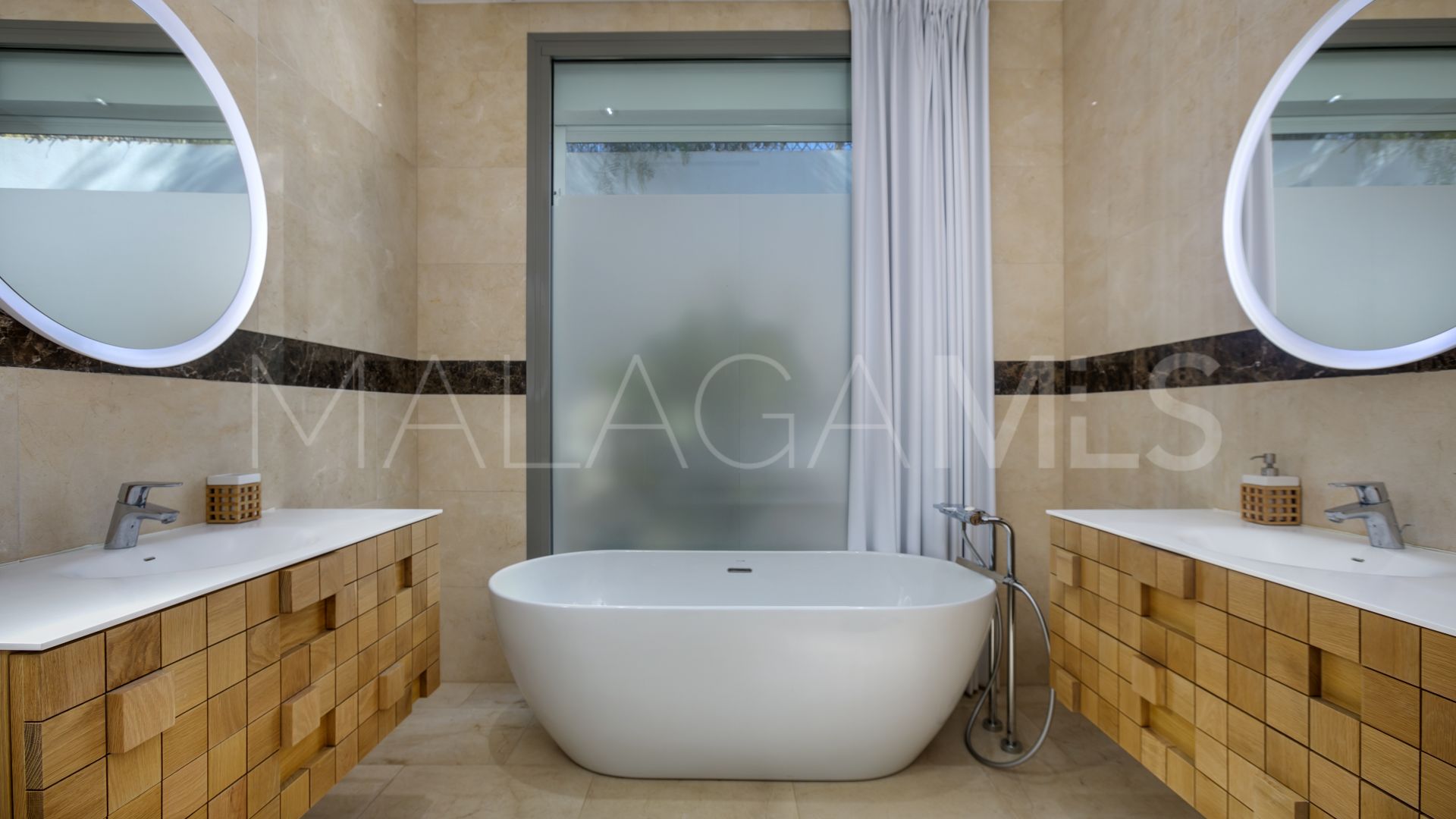 Villa for sale in La Quinta Golf
