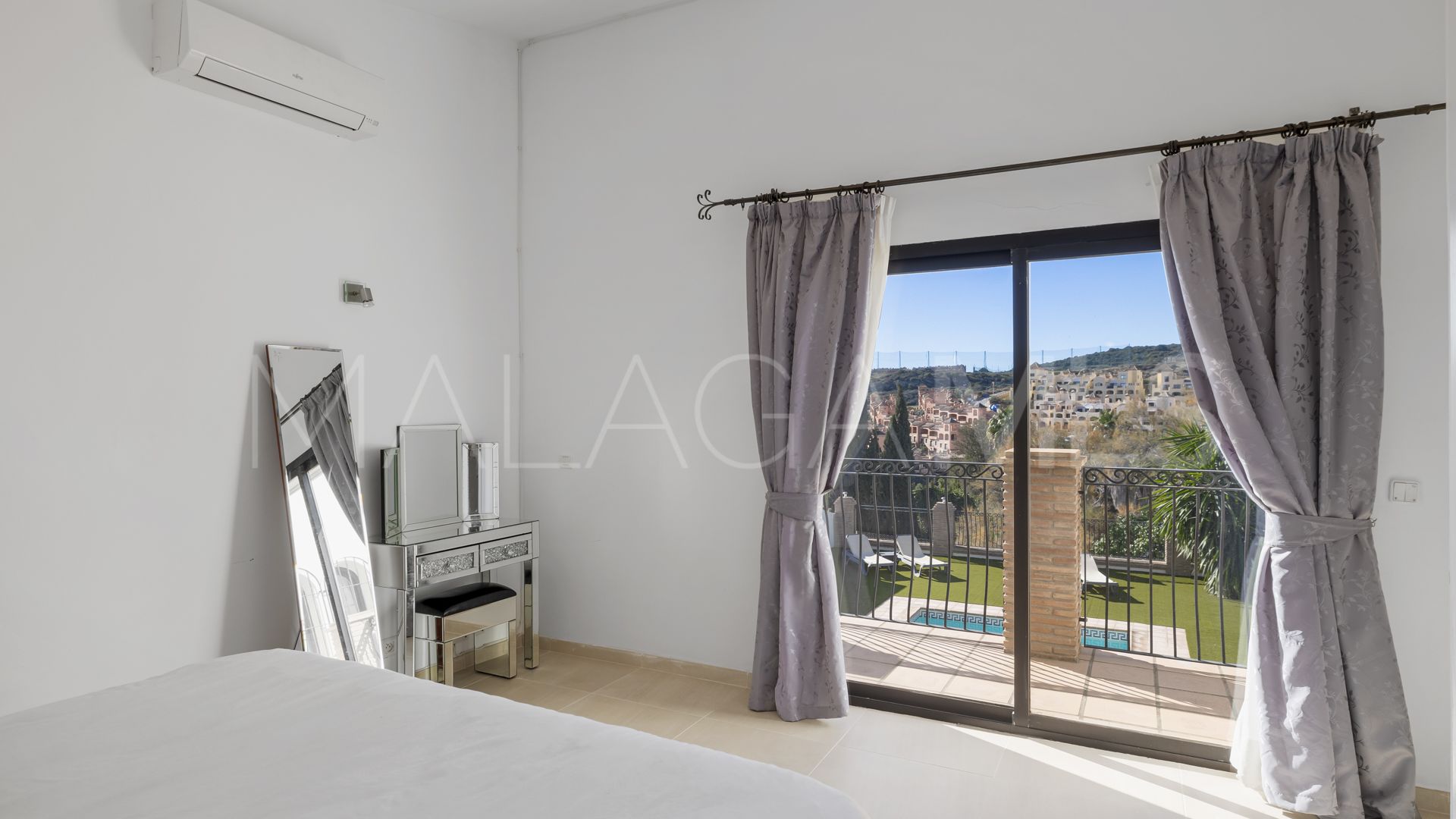 Villa a la venta in Valle Romano
