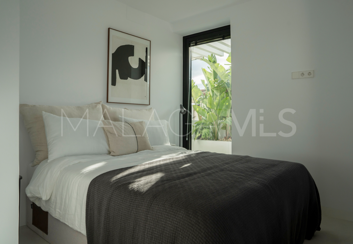 Buy Nueva Andalucia villa