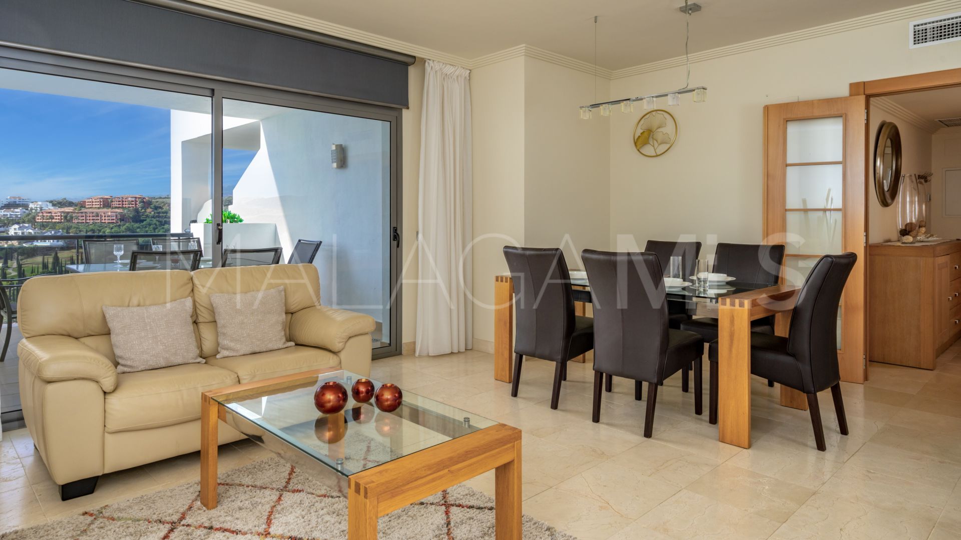 Apartamento a la venta in Los Flamingos with 2 bedrooms