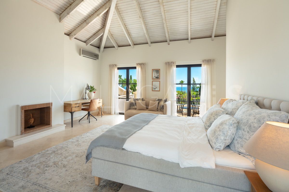 Villa for sale in El Paraiso