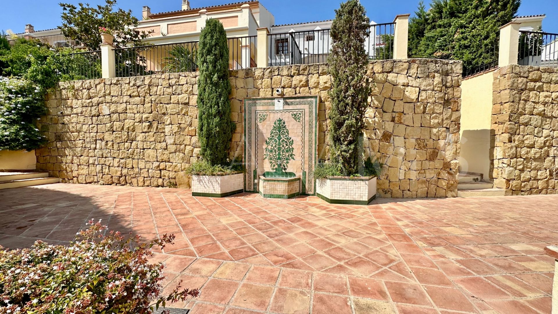 Se vende pareado with 10 bedrooms in Marbella Club