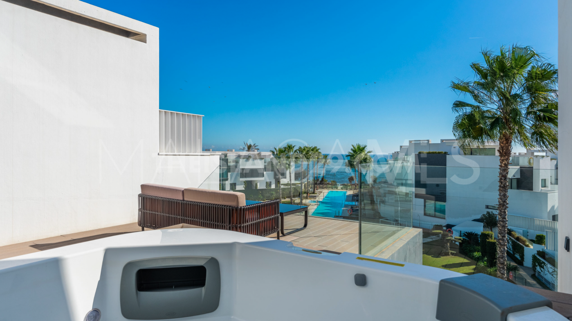 Adosado de 4 bedrooms a la venta in Estepona Playa