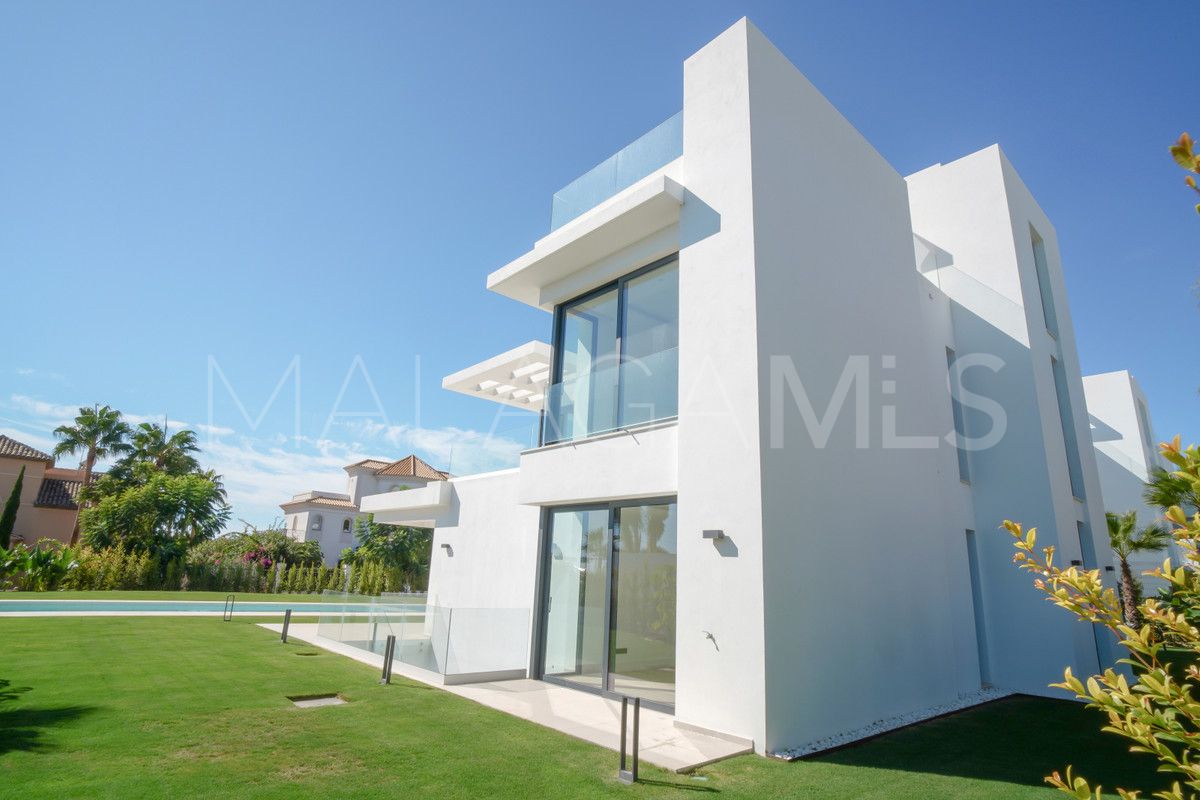 Villa for sale in Los Flamingos