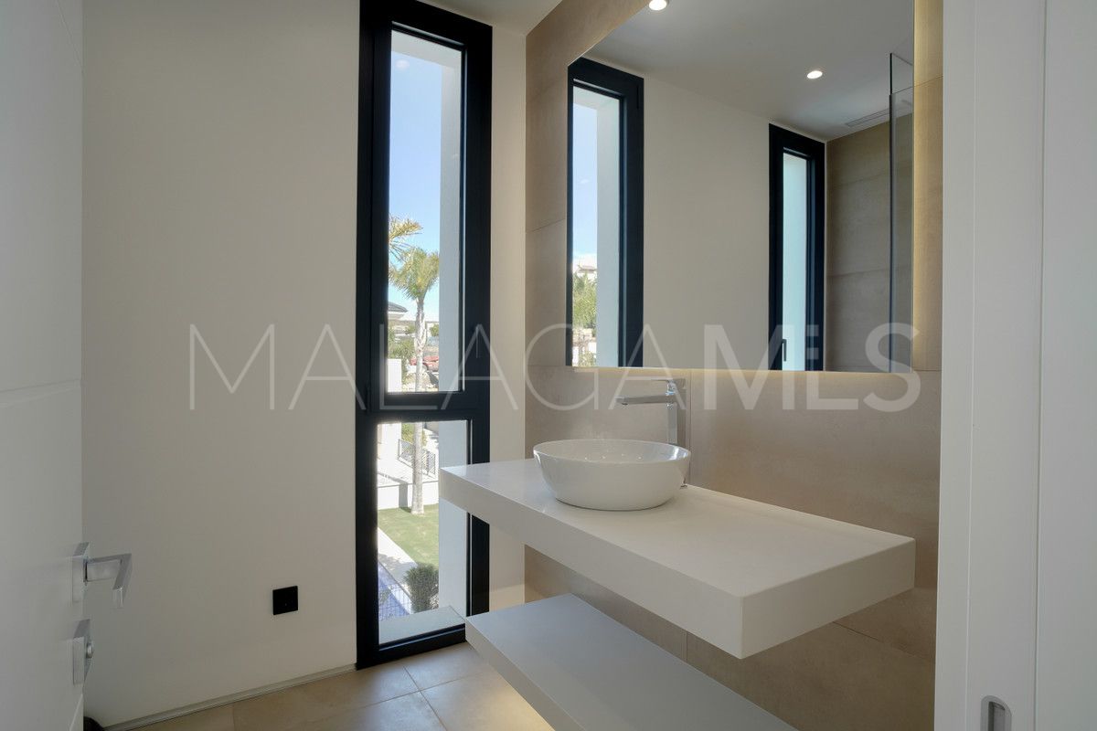 Villa for sale in Los Flamingos