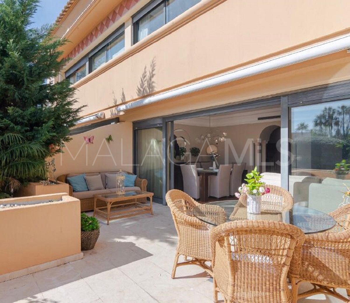 Appartement rez de chaussée for sale in Nueva Andalucia