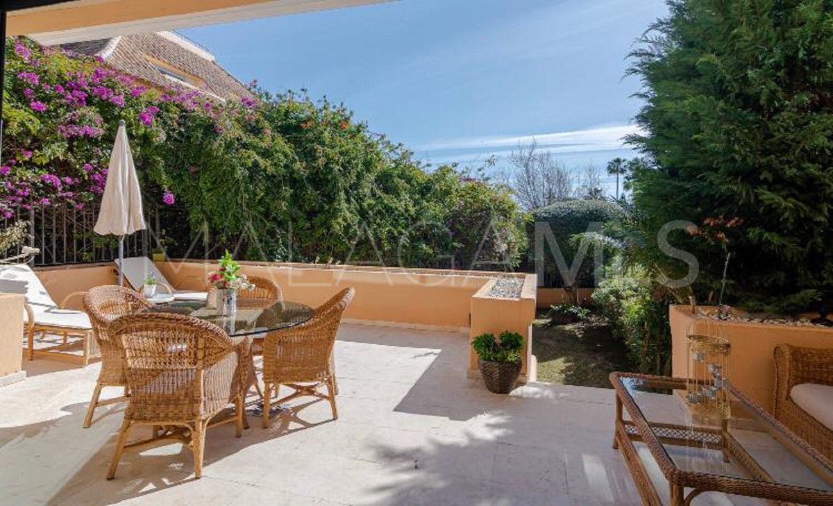 Appartement rez de chaussée for sale in Nueva Andalucia