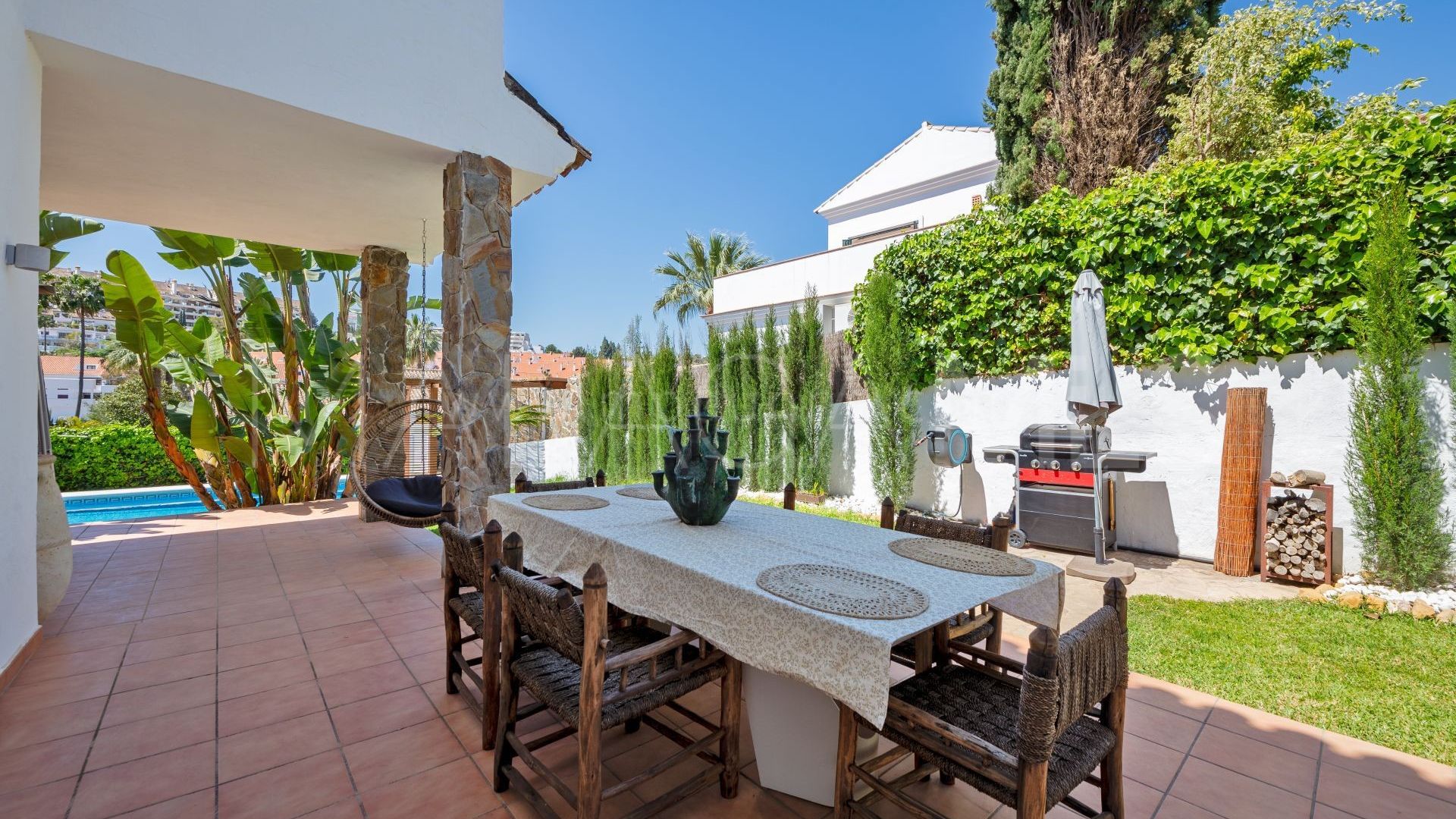 Villa for sale in Marbella - Puerto Banus