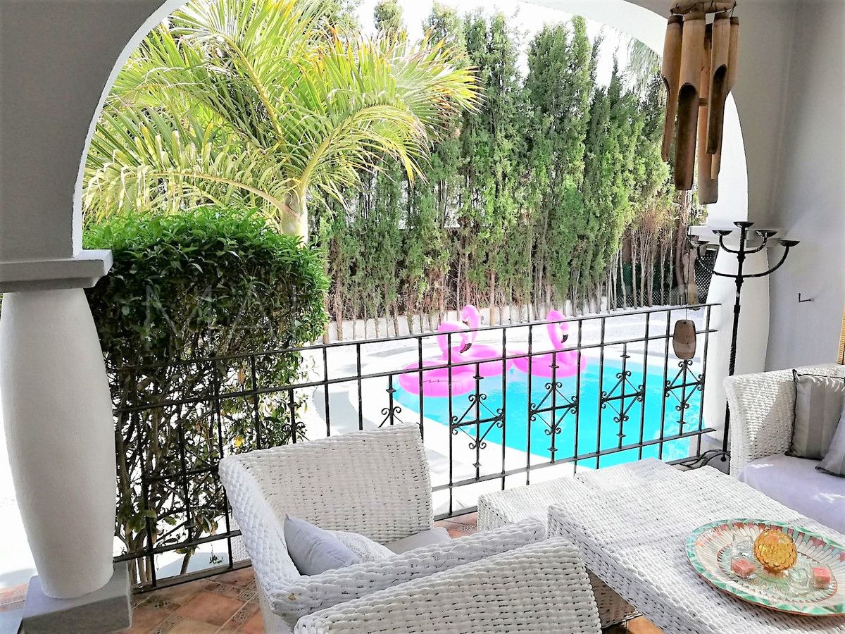 For sale Nueva Andalucia 7 bedrooms villa