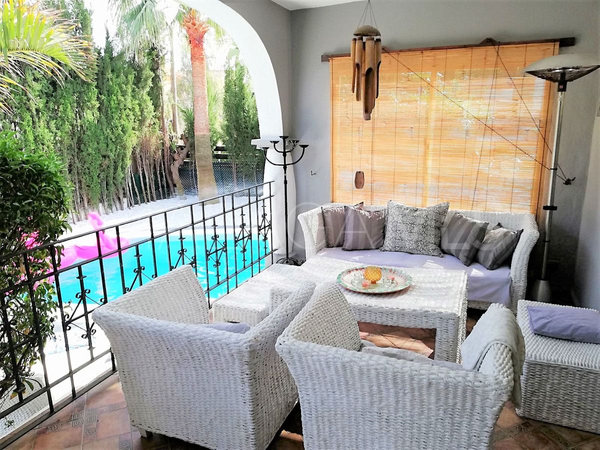 For sale Nueva Andalucia 7 bedrooms villa