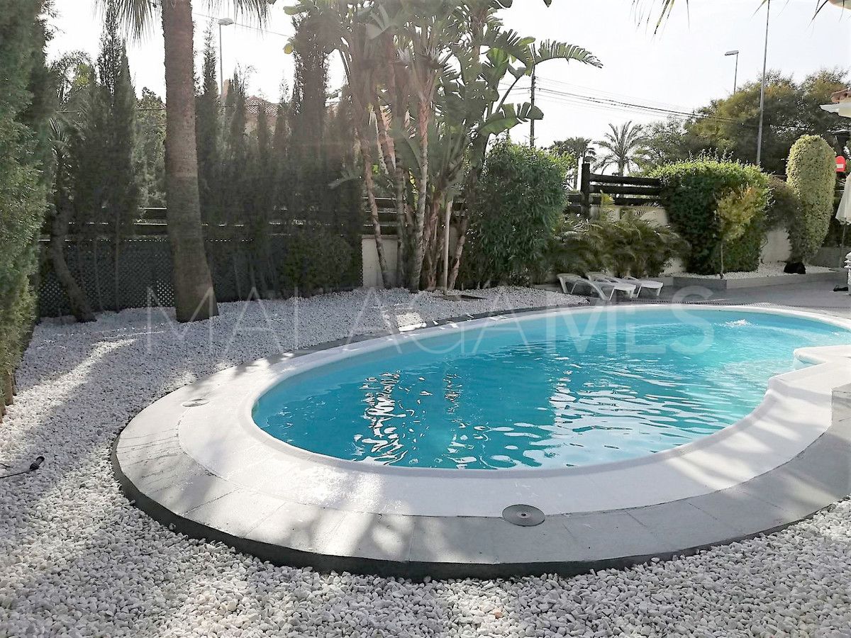 For sale Nueva Andalucia 7 bedrooms villa