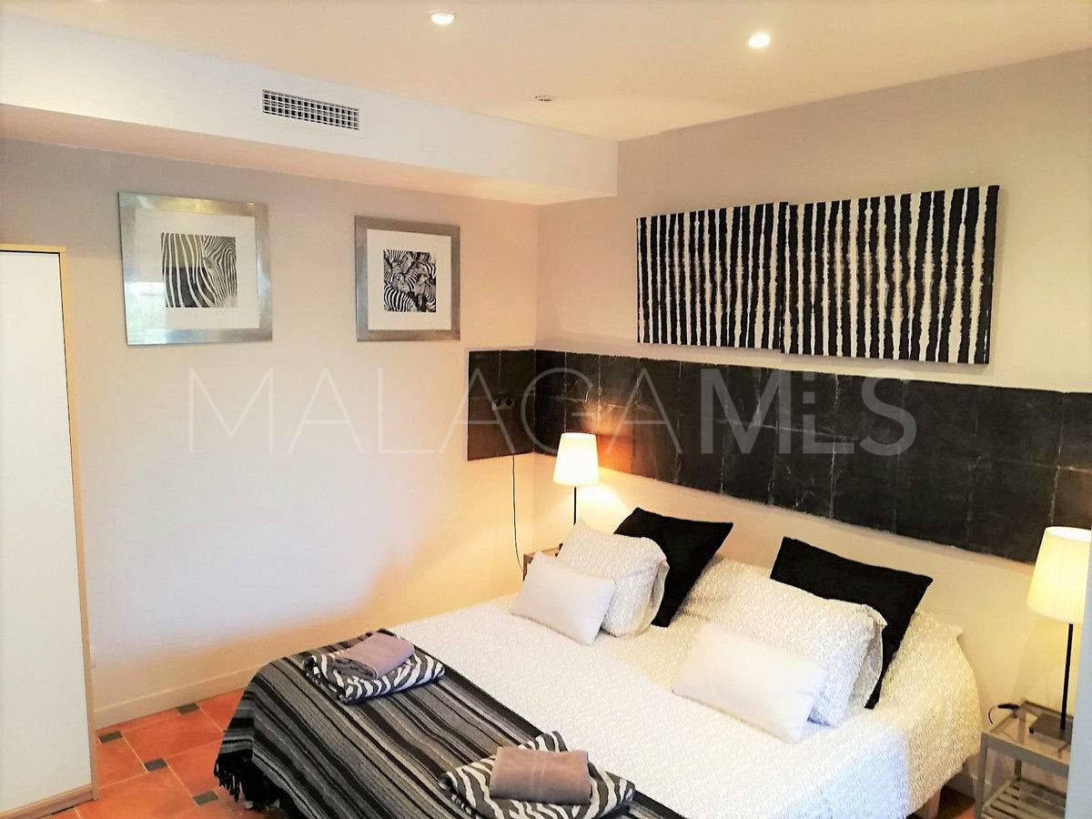 For sale Nueva Andalucia 7 bedrooms villa