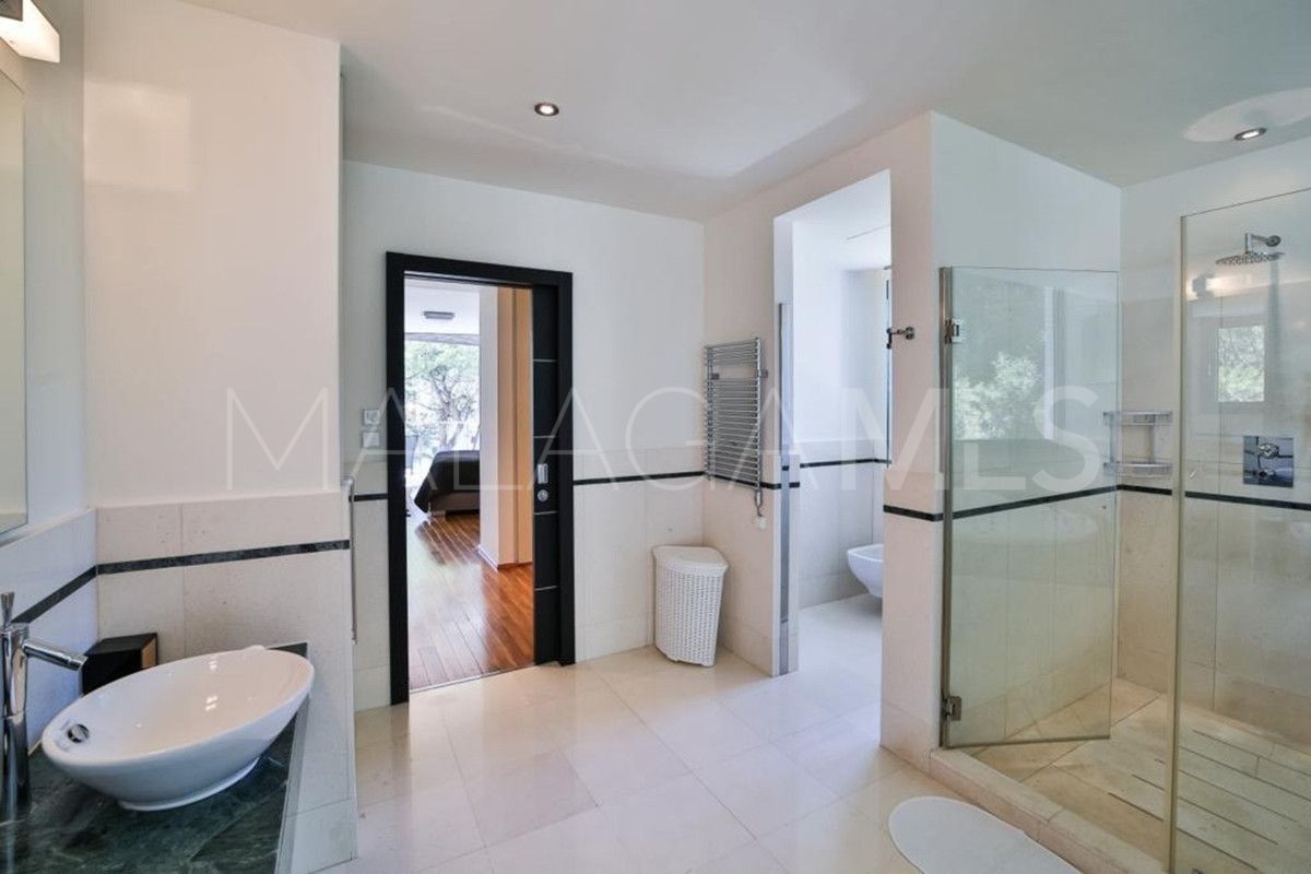 Villa for sale in Sierra Blanca