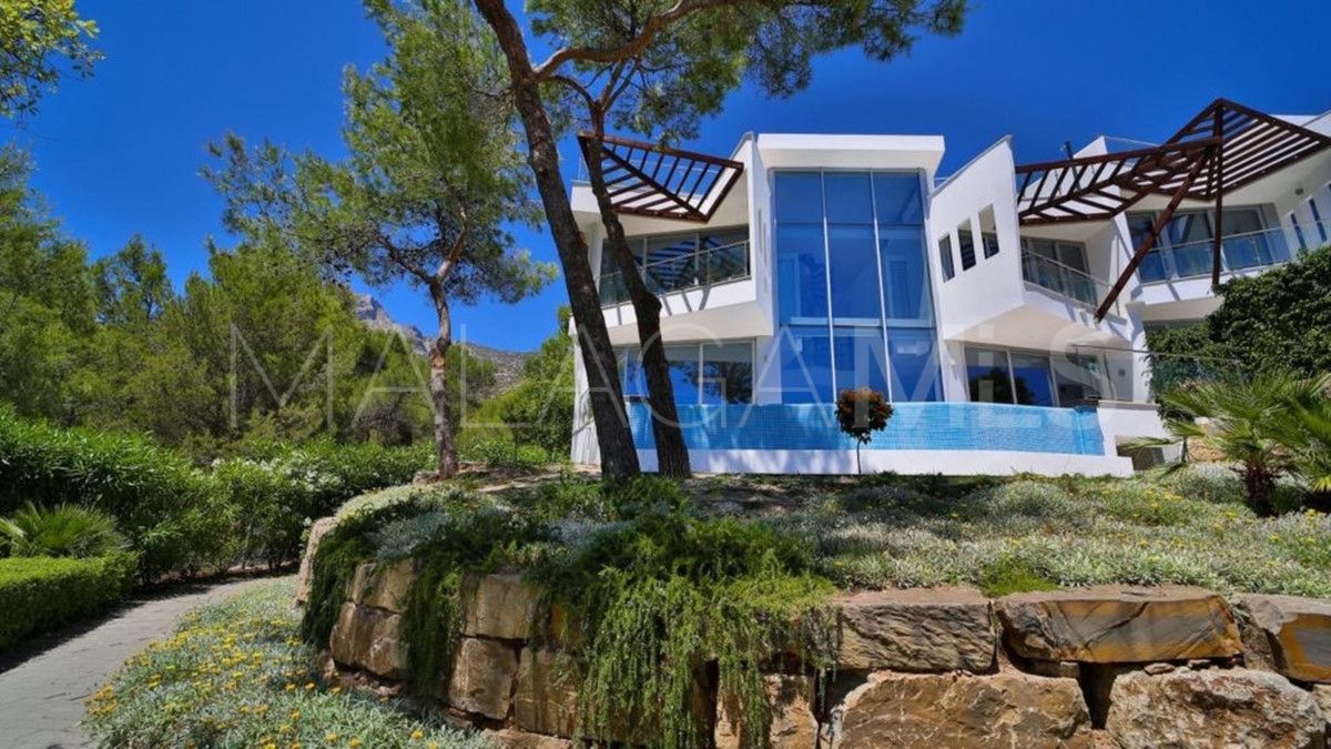 Villa for sale in Sierra Blanca