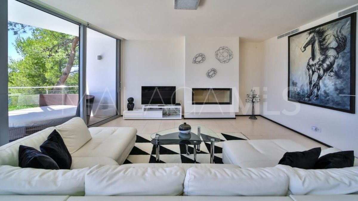 Villa for sale in Sierra Blanca