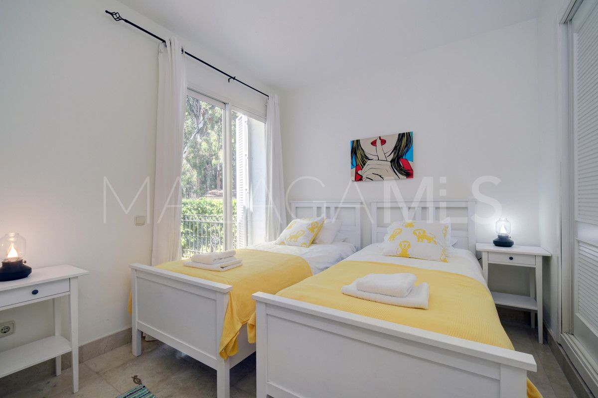 Appartement rez de chaussée for sale in Estepona