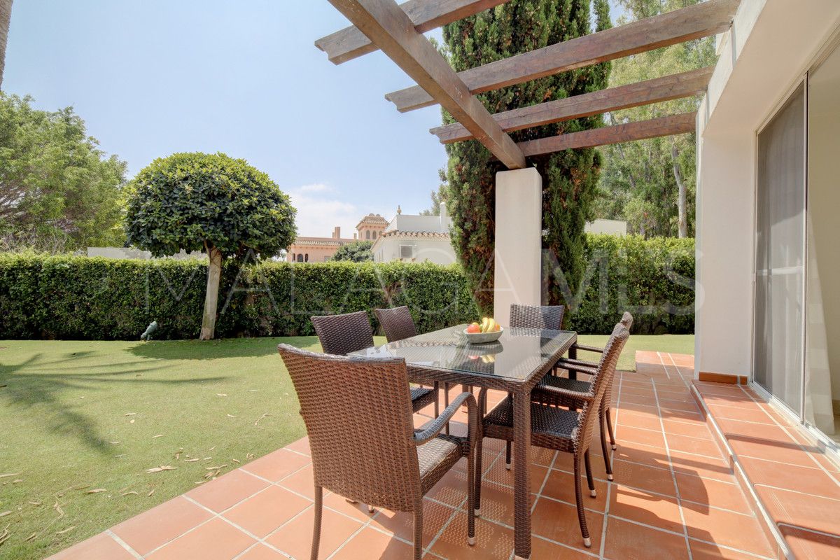 Appartement rez de chaussée for sale in Estepona