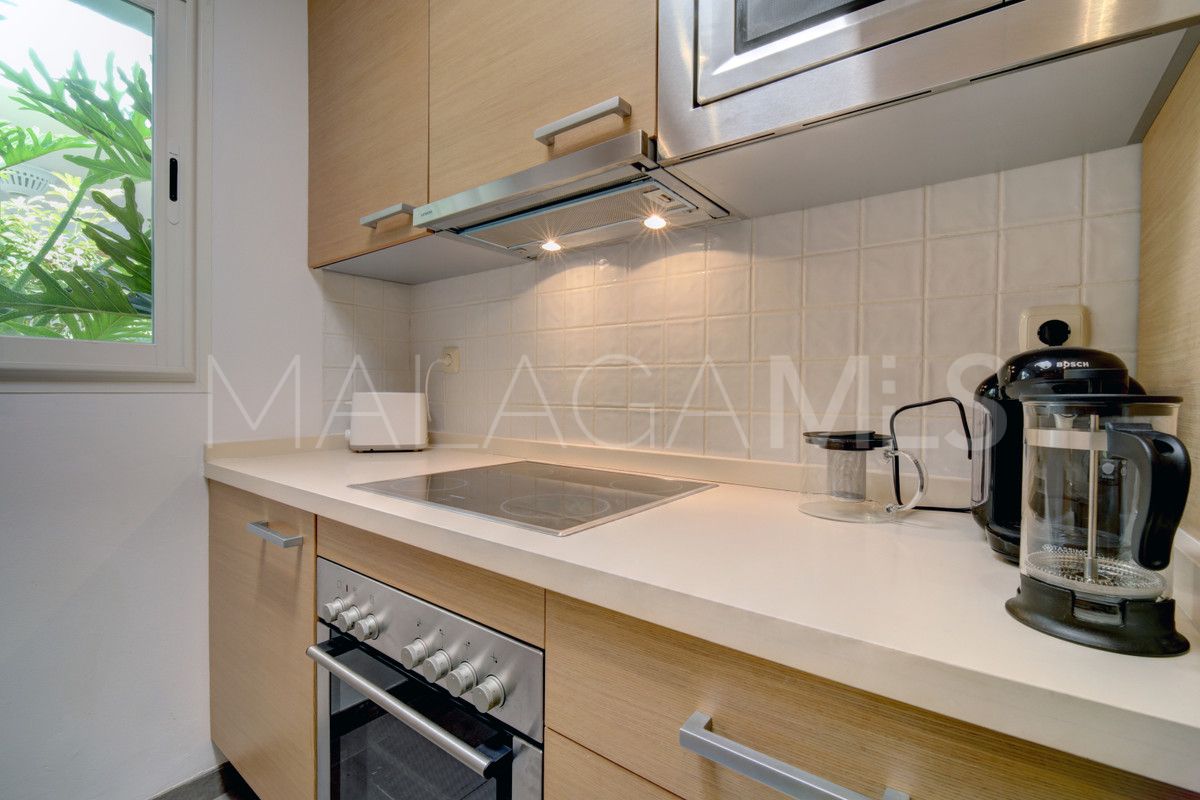 Appartement rez de chaussée for sale in Estepona