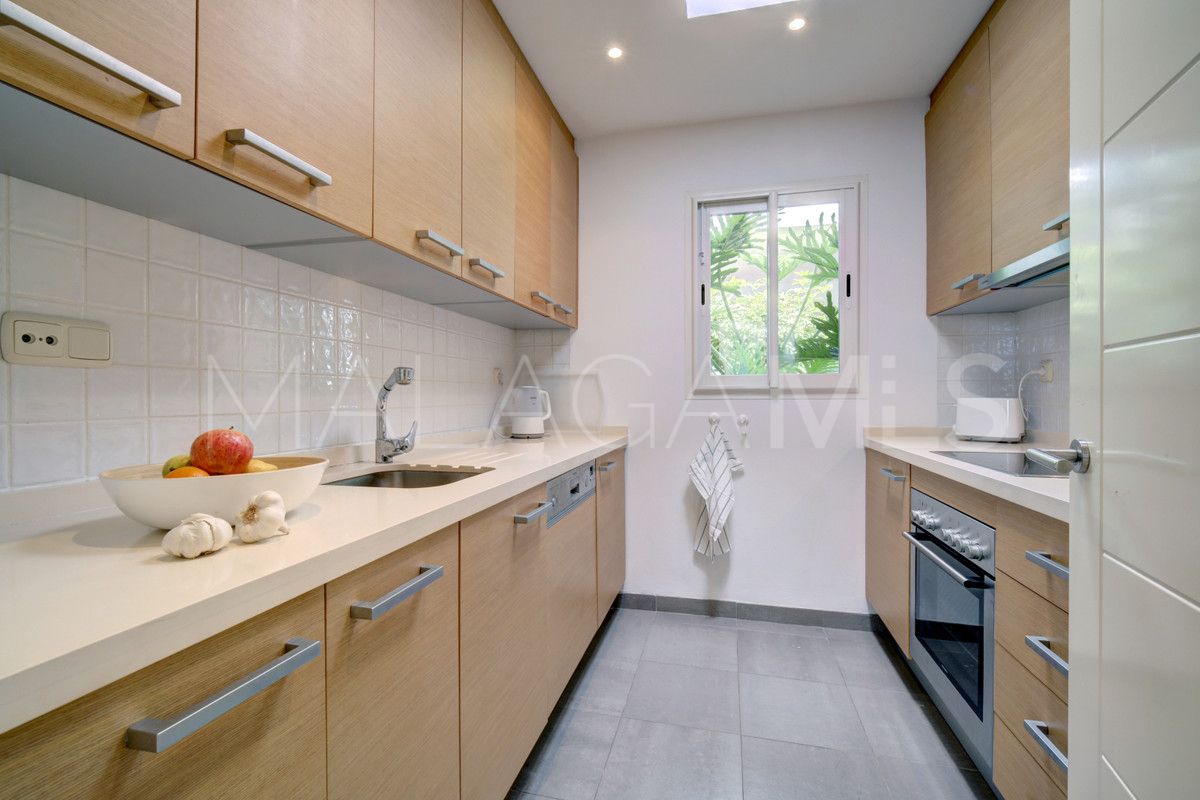Appartement rez de chaussée for sale in Estepona