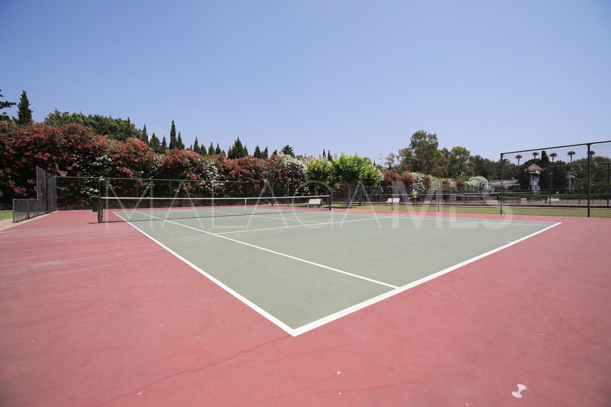 Appartement rez de chaussée for sale in Estepona