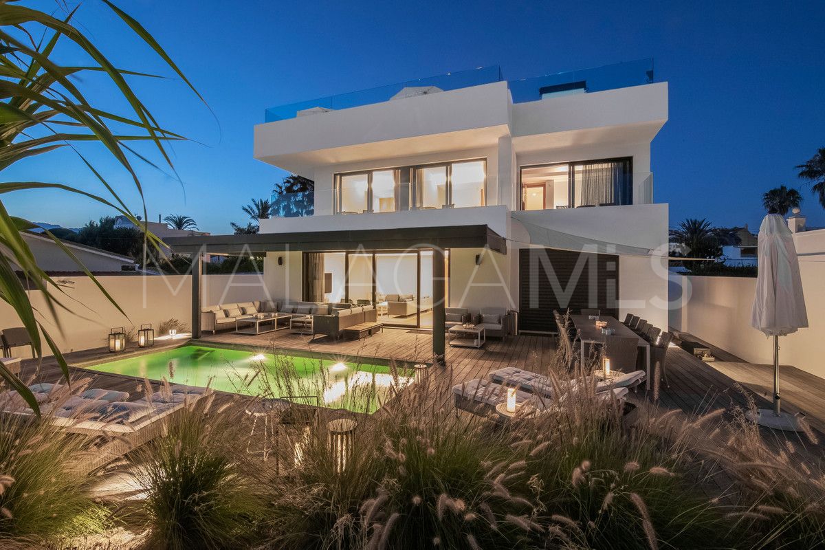 Villa for sale in Costabella