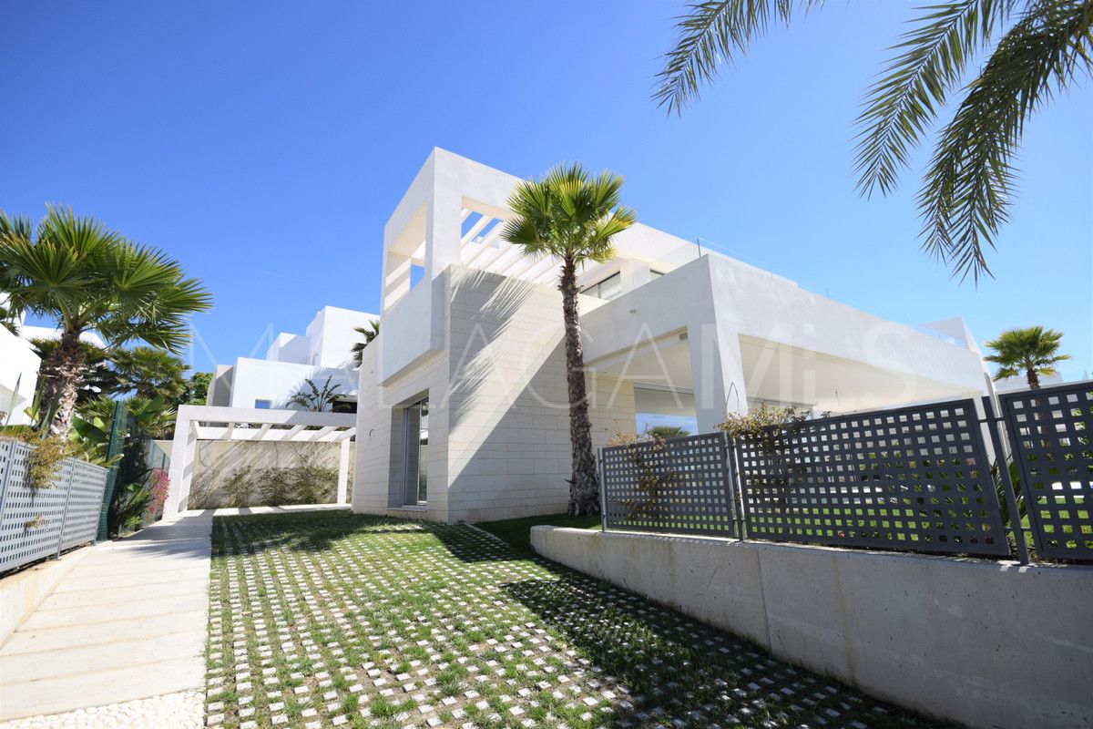 Buy villa de 5 bedrooms in Marbella Ciudad