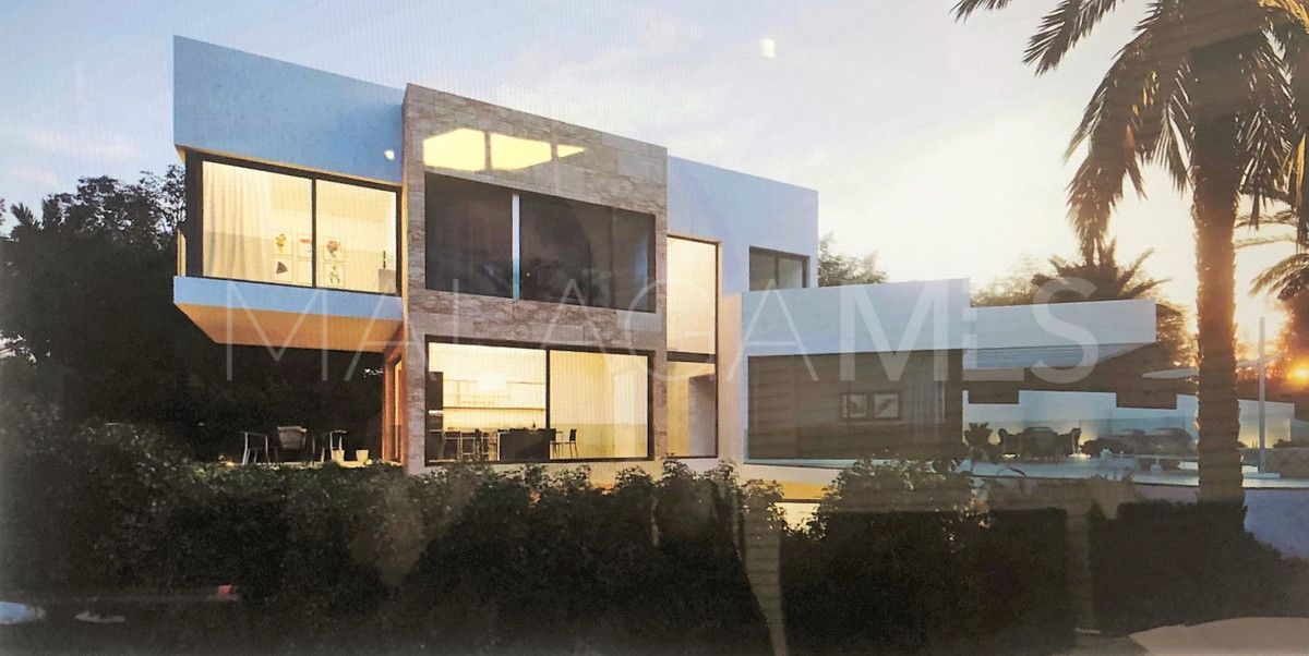 Villa for sale in El Paraiso