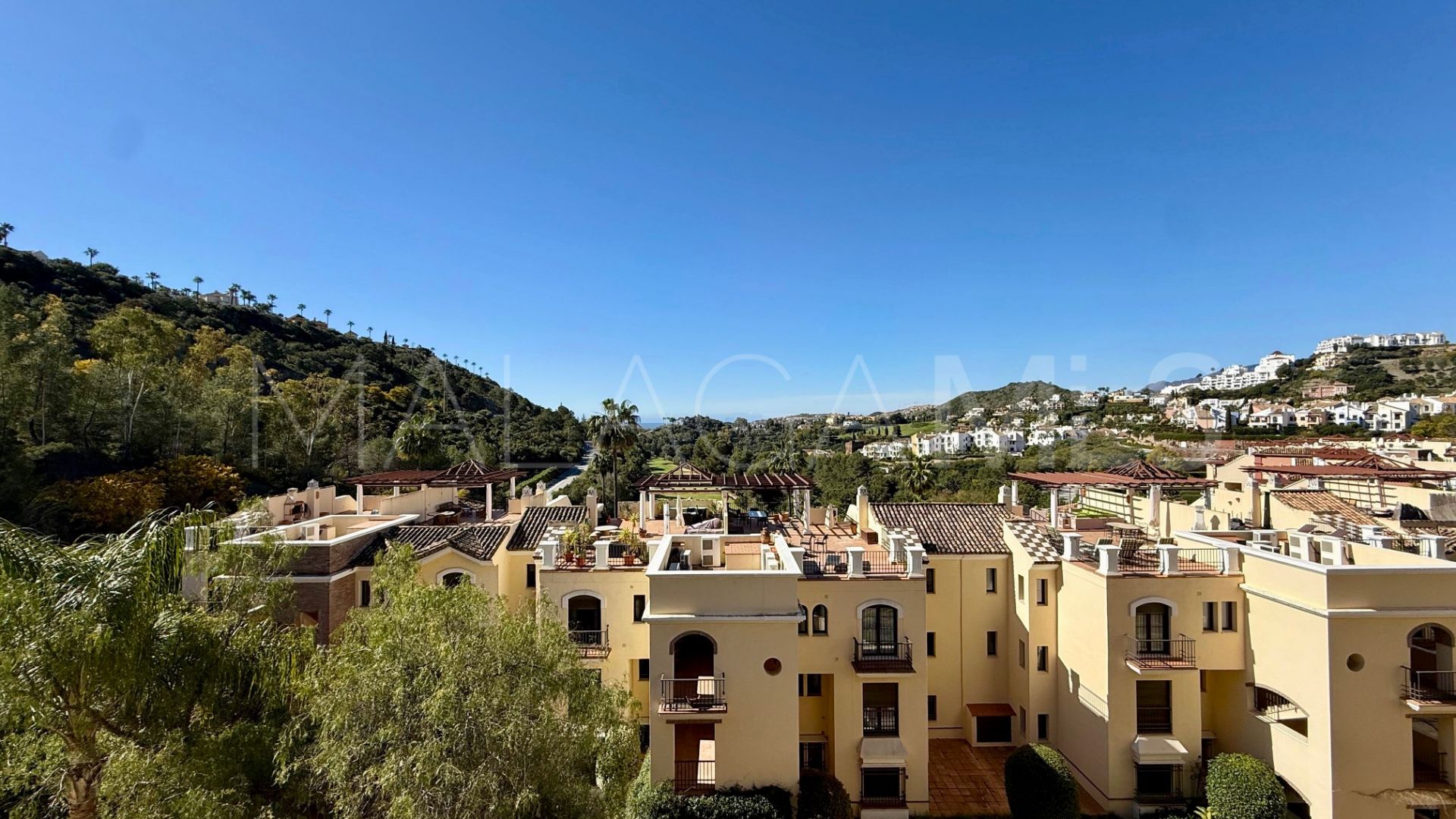 For sale 2 bedrooms apartment in Los Arqueros