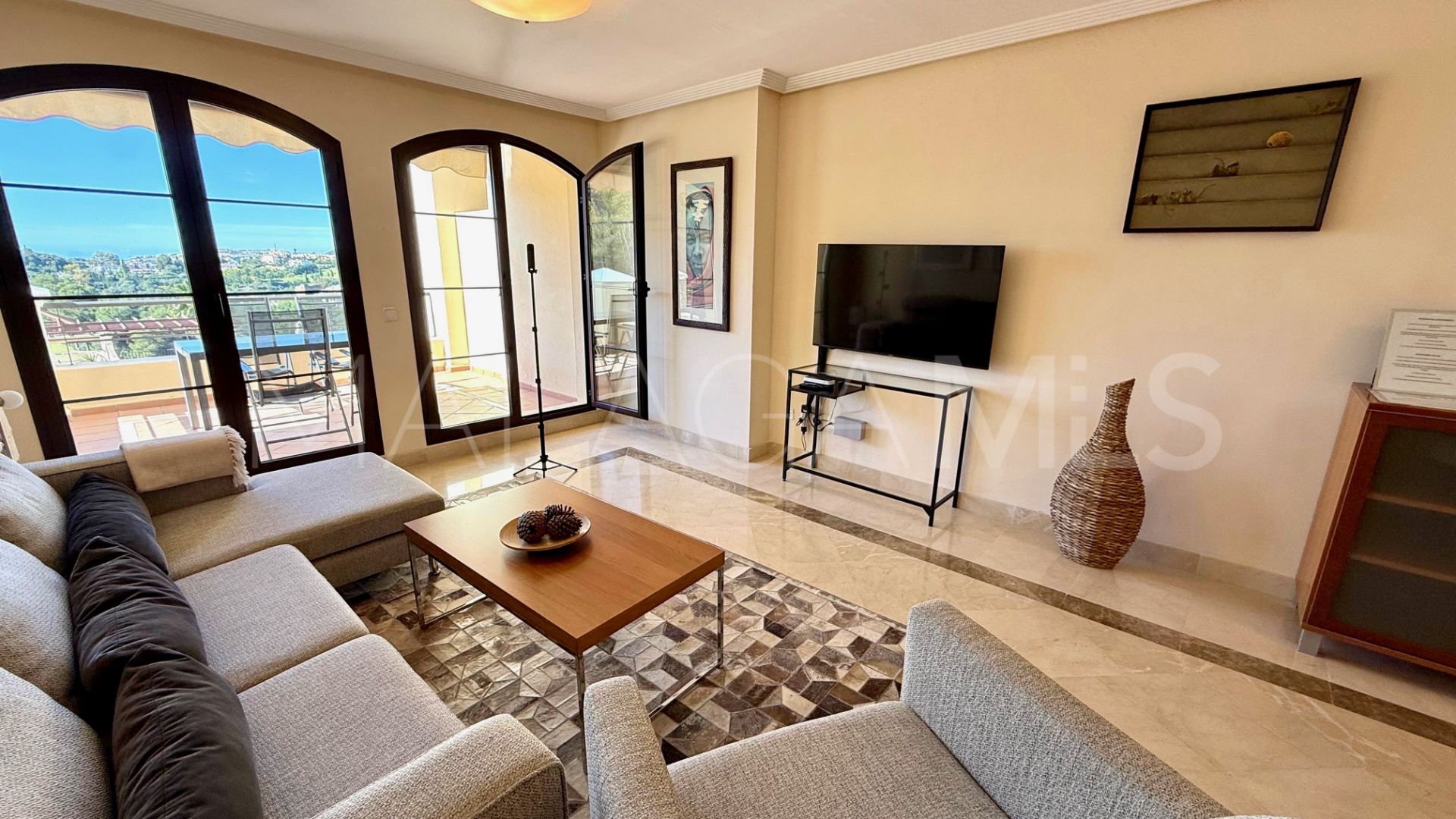 For sale 2 bedrooms apartment in Los Arqueros