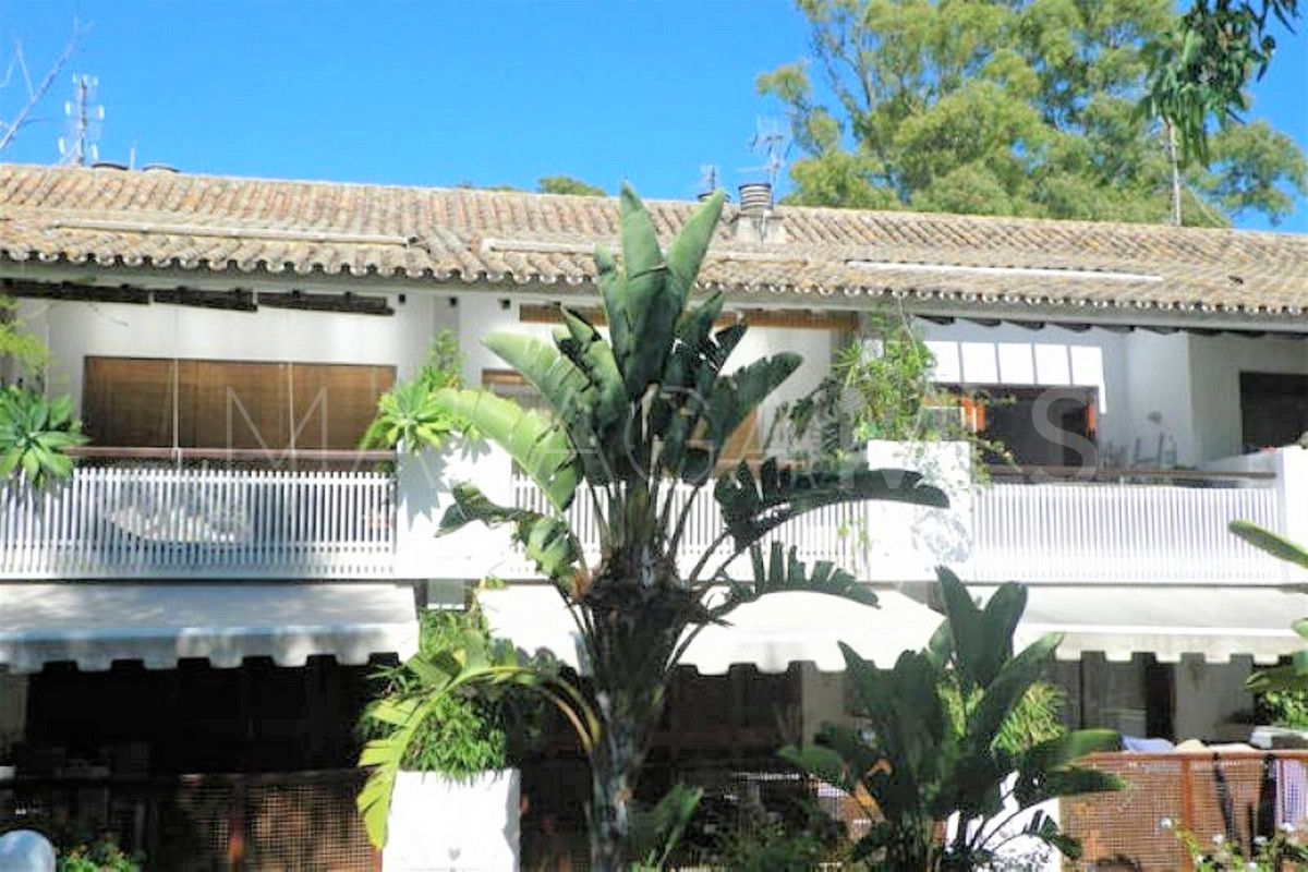 Wohnung for sale in Marbella - Puerto Banus